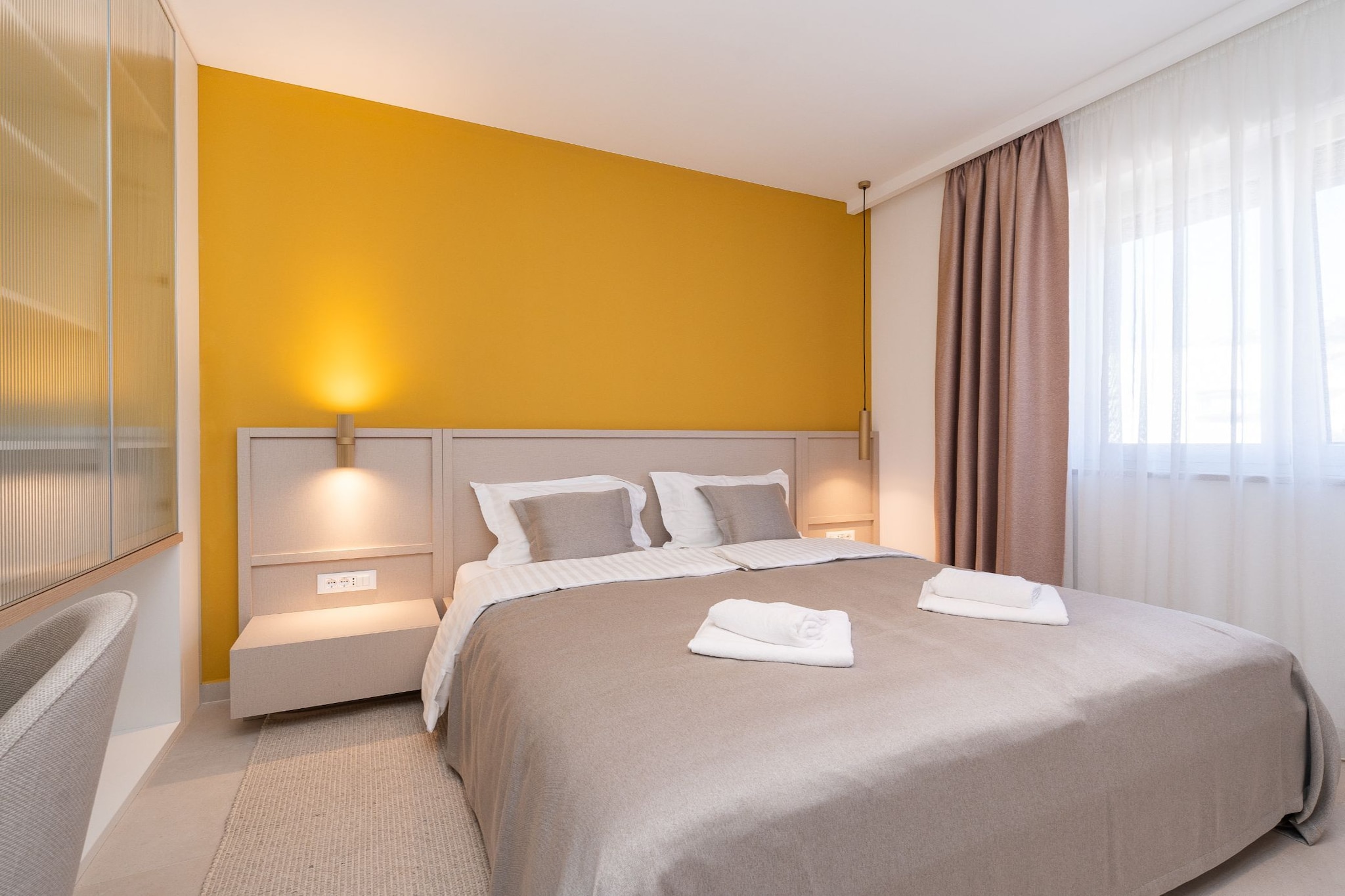 Villa Axia with pool - Chambre