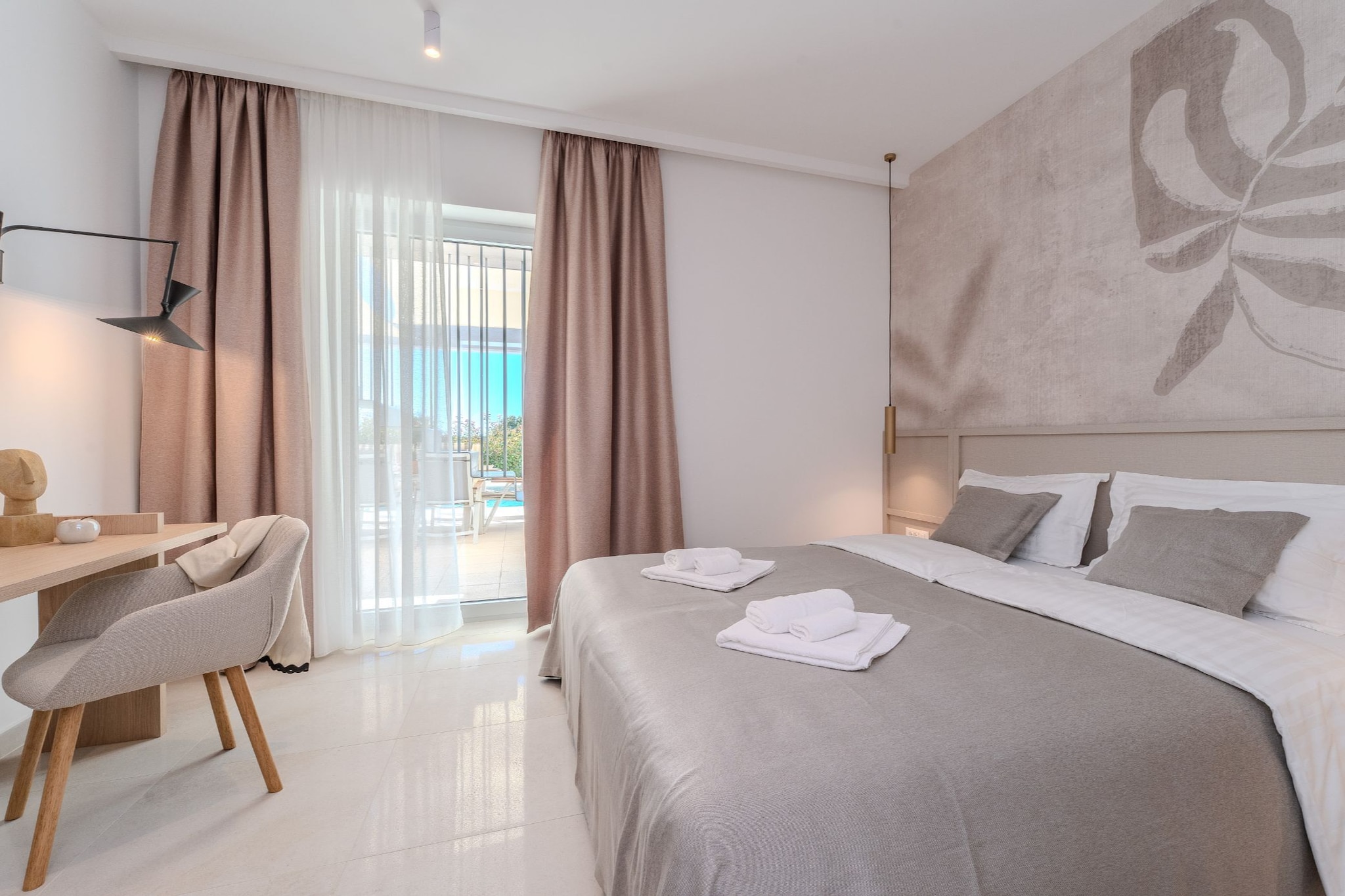 Villa Axia with pool - Chambre