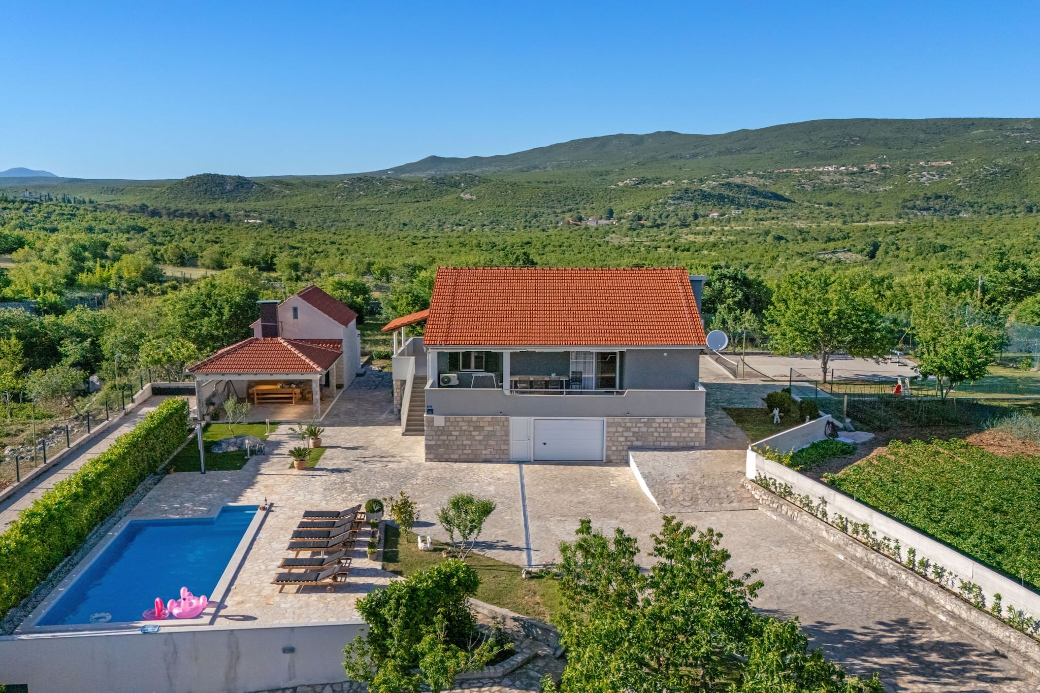 Holiday Home Marija - Three Bedroom Holiday Home with Private Pool and Terrace - Uitzicht