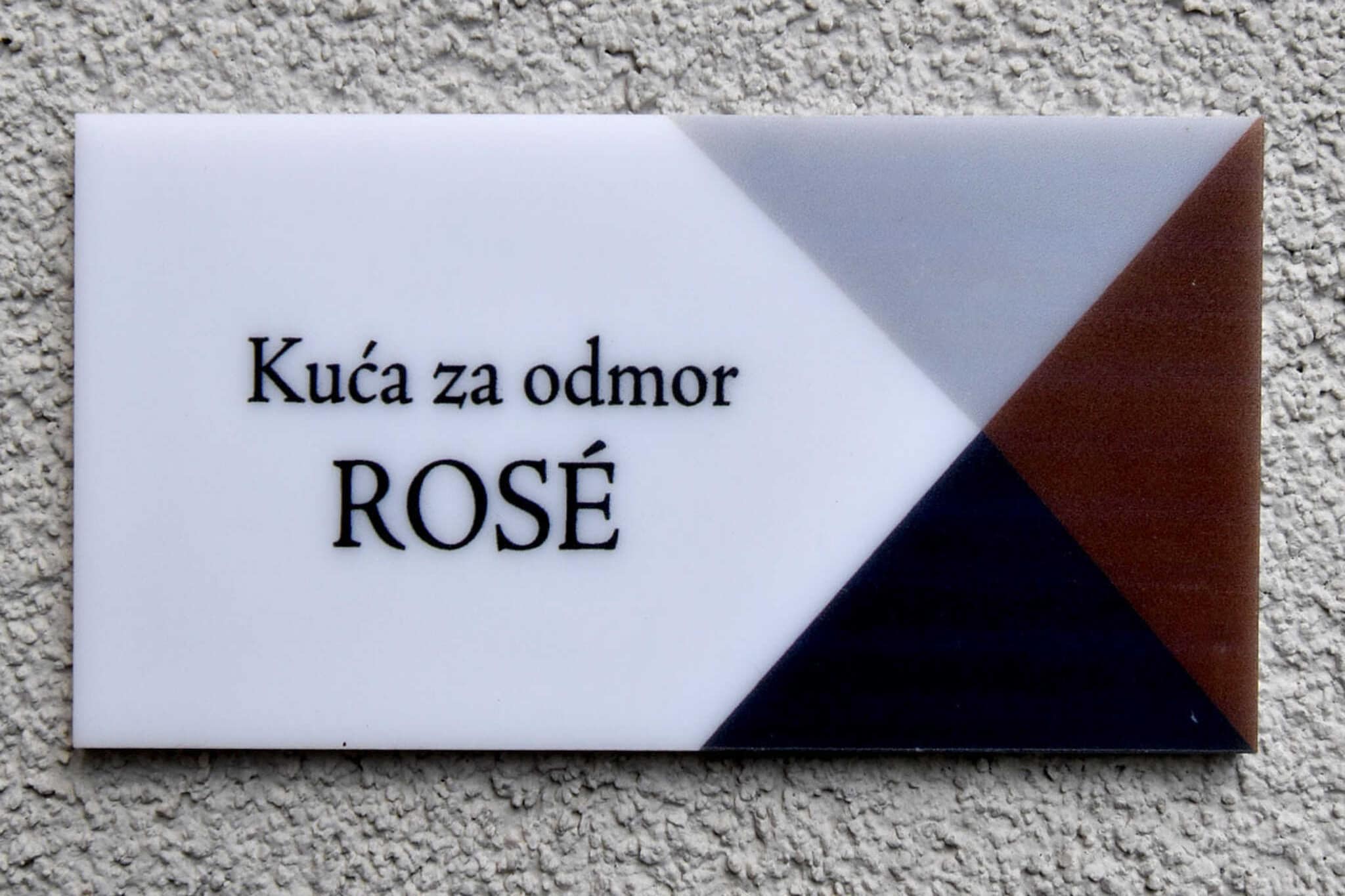 Vacation Home Rose - Holiday Home with Terrace - Buitenlucht