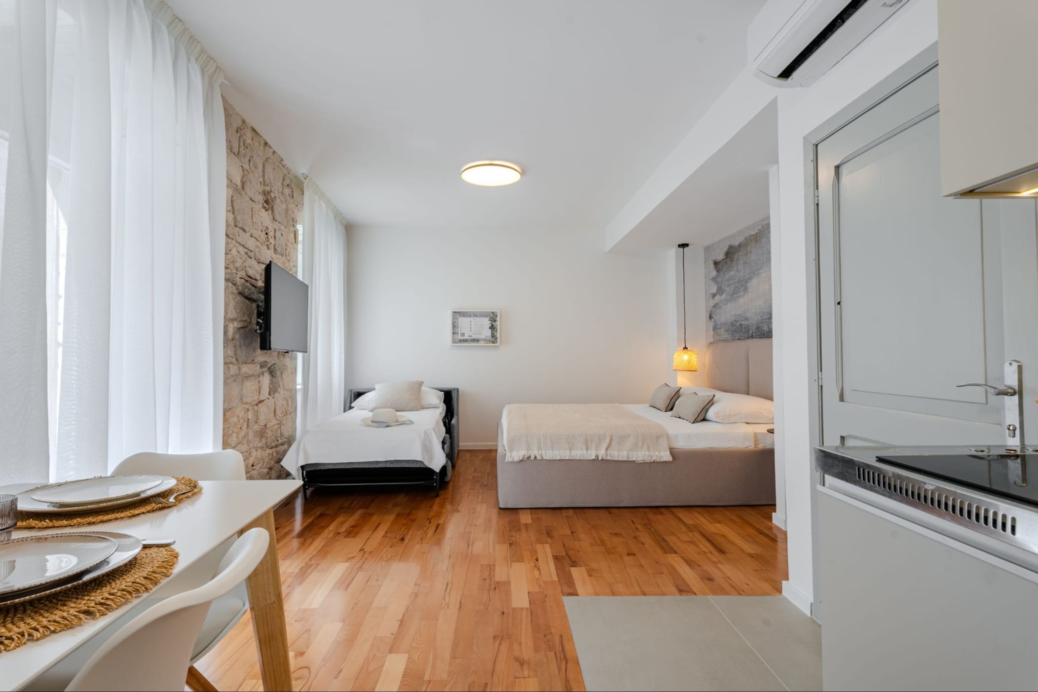 Apartments Nonna - Studio Apartment with Balcony - Chambre