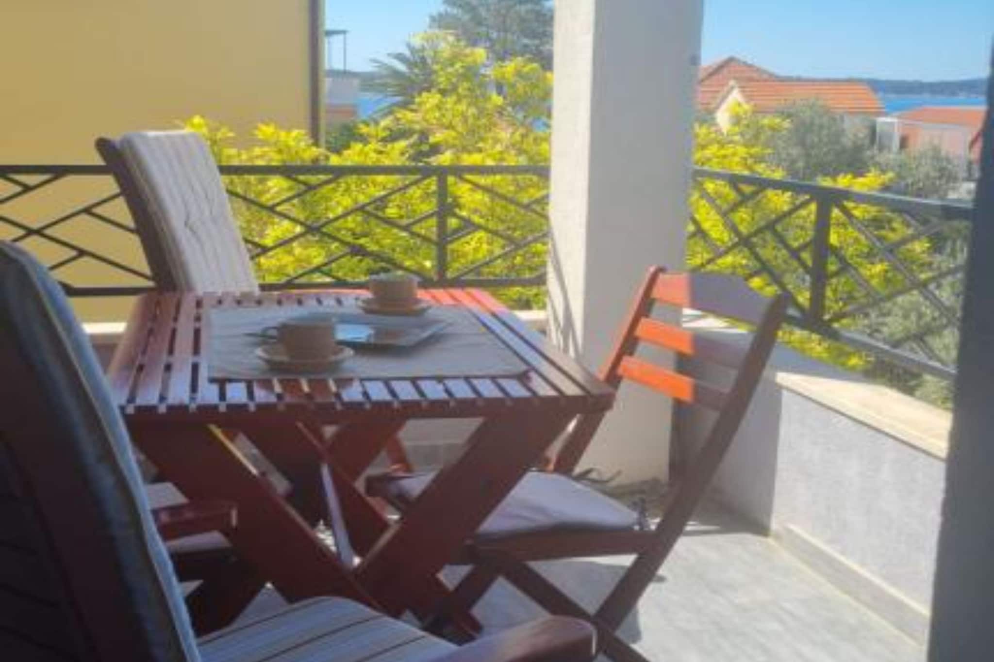 Apartments near the beach Orebic - One bedroom apartment (702) - Terrasbalkon