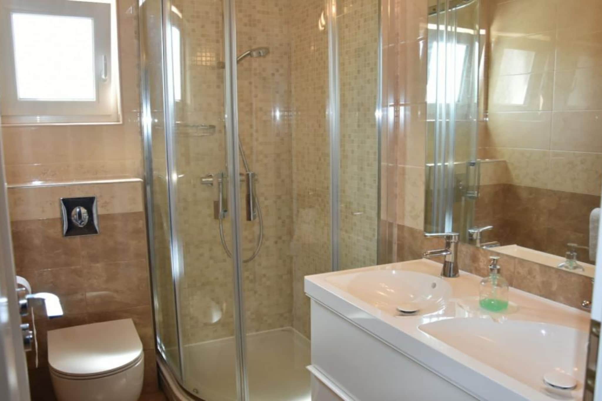 Apartments near the beach Orebic - One bedroom apartment (702) - Badkamer