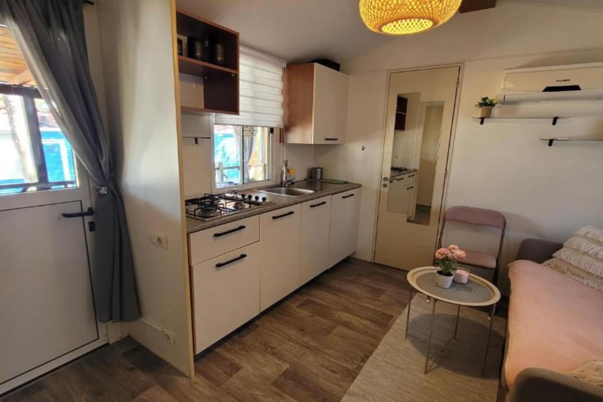 Mobile Home Nalani- Two Bedroom Mobile Home - Keuken