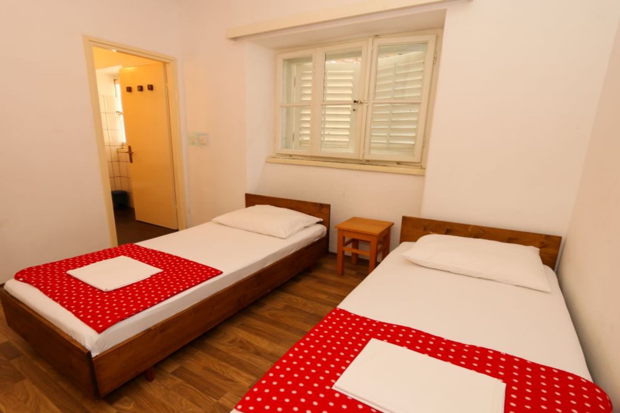Apartments Trojanović - Three Bedroom Apartment  with Sea View and Balcony - Slaapkamer
