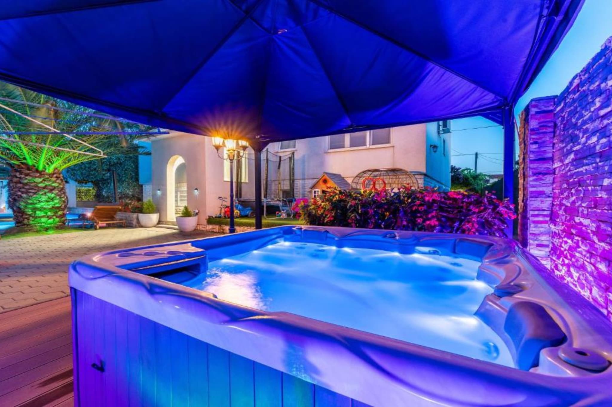 Bračić Premium Apartments with Outdoor Pool and Sauna - Two Bedroom Apartment with Balcony - Wellnessbereich
