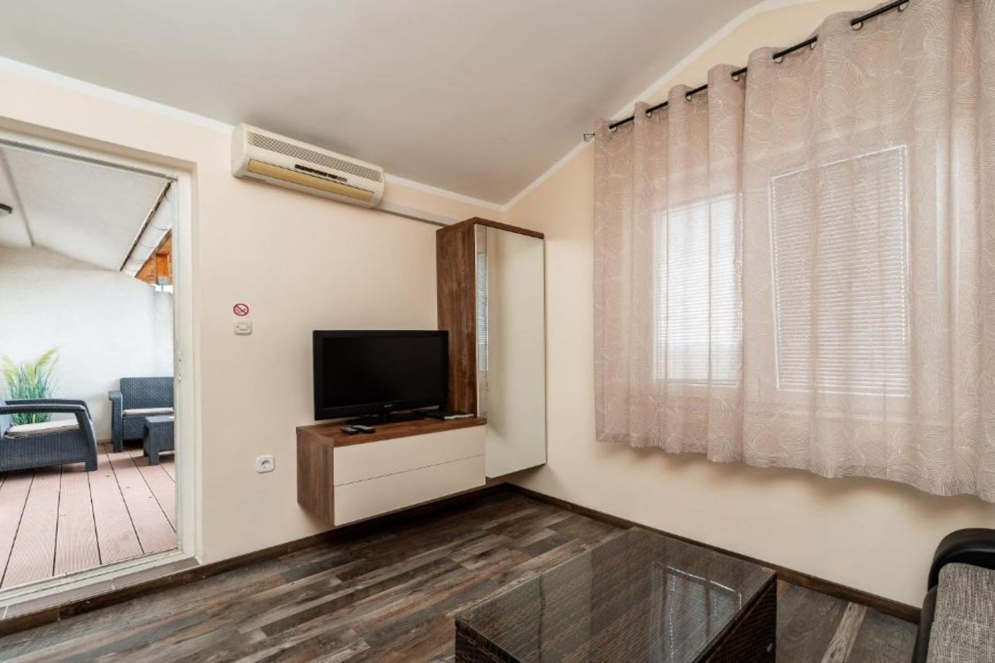 Bračić Premium Apartments with Outdoor Pool and Sauna - One Bedroom Apartment with Balcony - Schlafzimmer