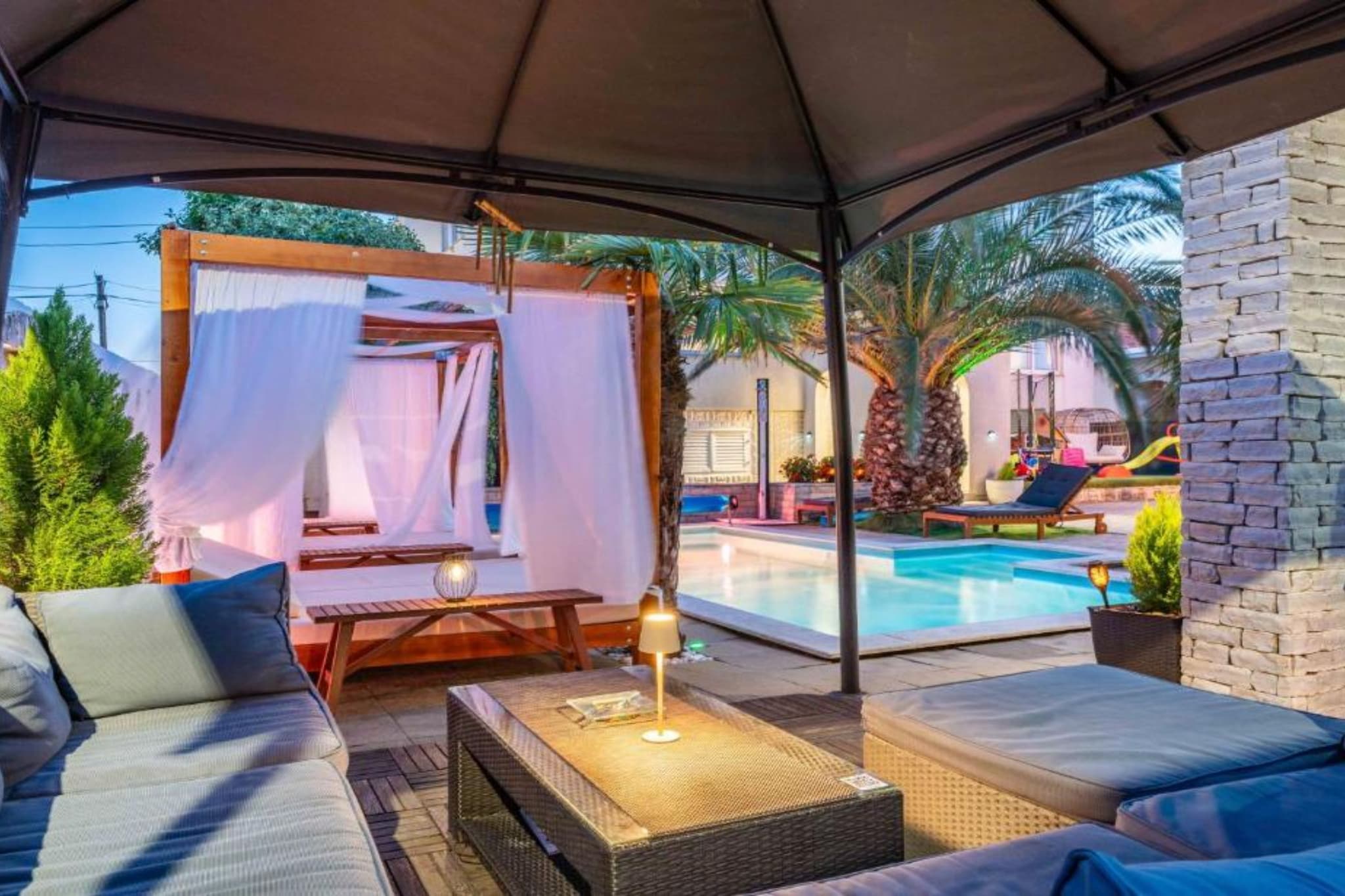 Bračić Premium Apartments with Outdoor Pool and Sauna - Studio Apartment  with Balcony - Schwimmbad