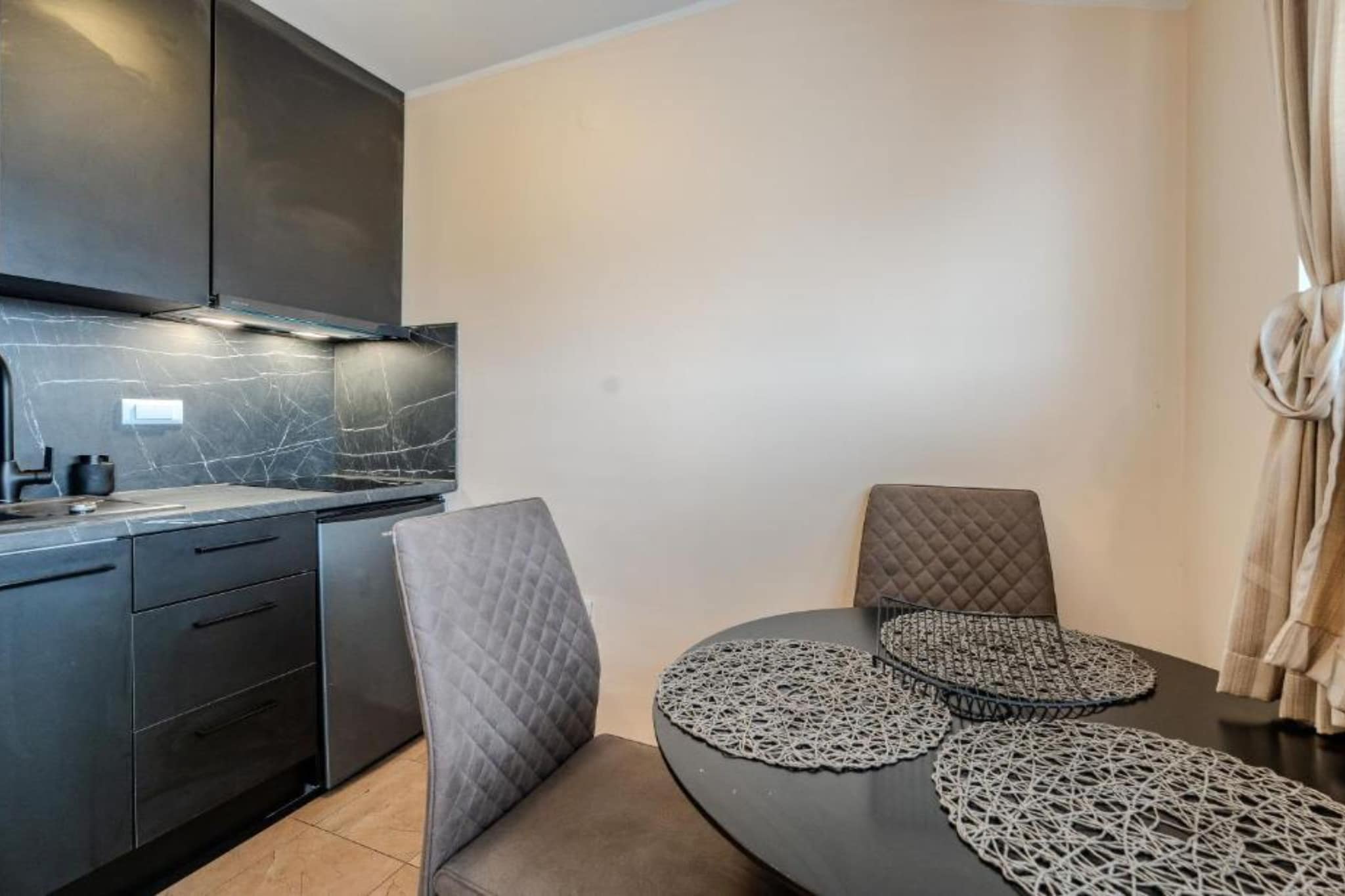Bračić Premium Apartments with Outdoor Pool and Sauna - Studio Apartment  with Balcony