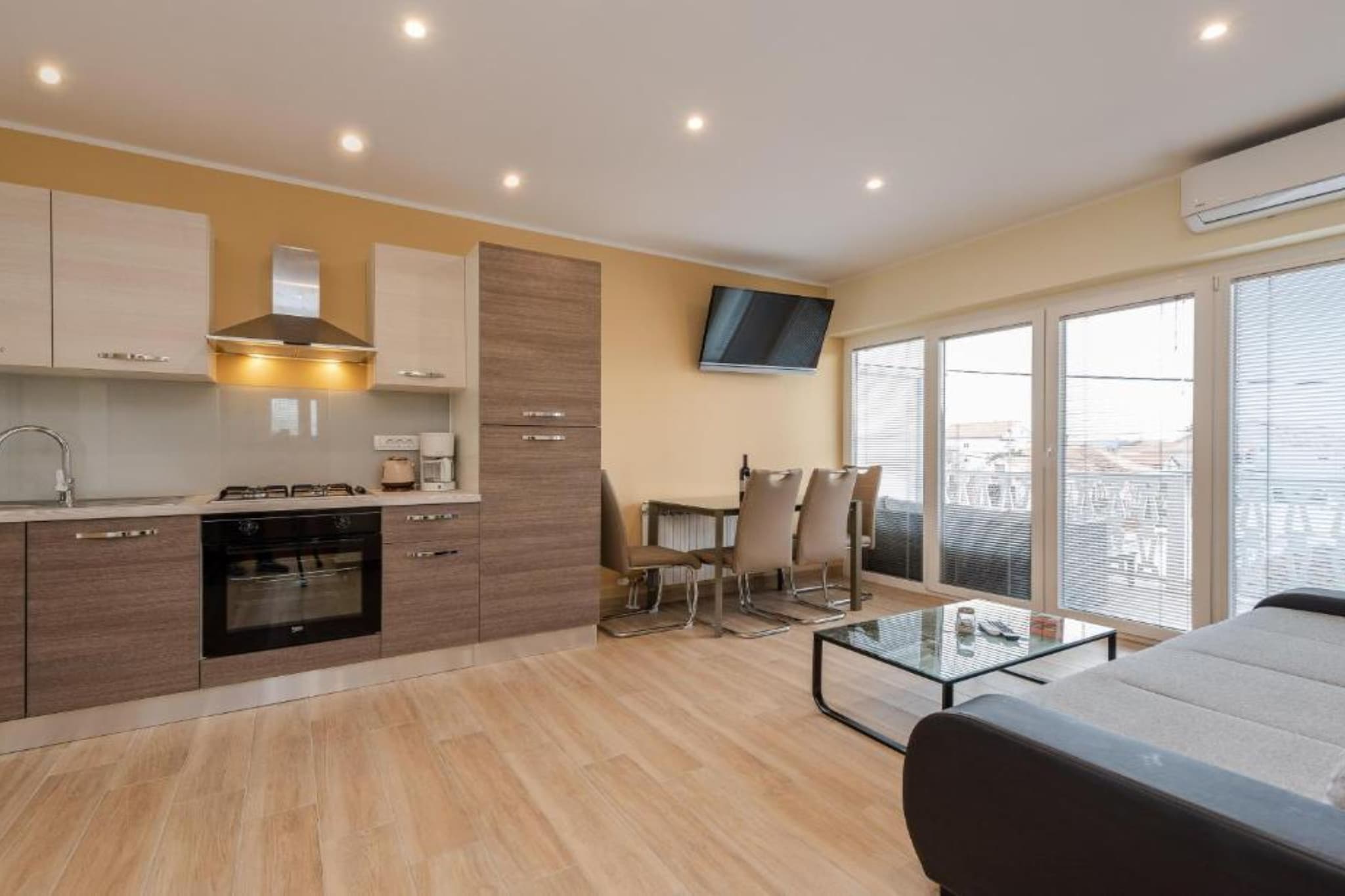 Bračić Premium Apartments with Outdoor Pool and Sauna - Superior One Bedroom Apartment with Balcony
