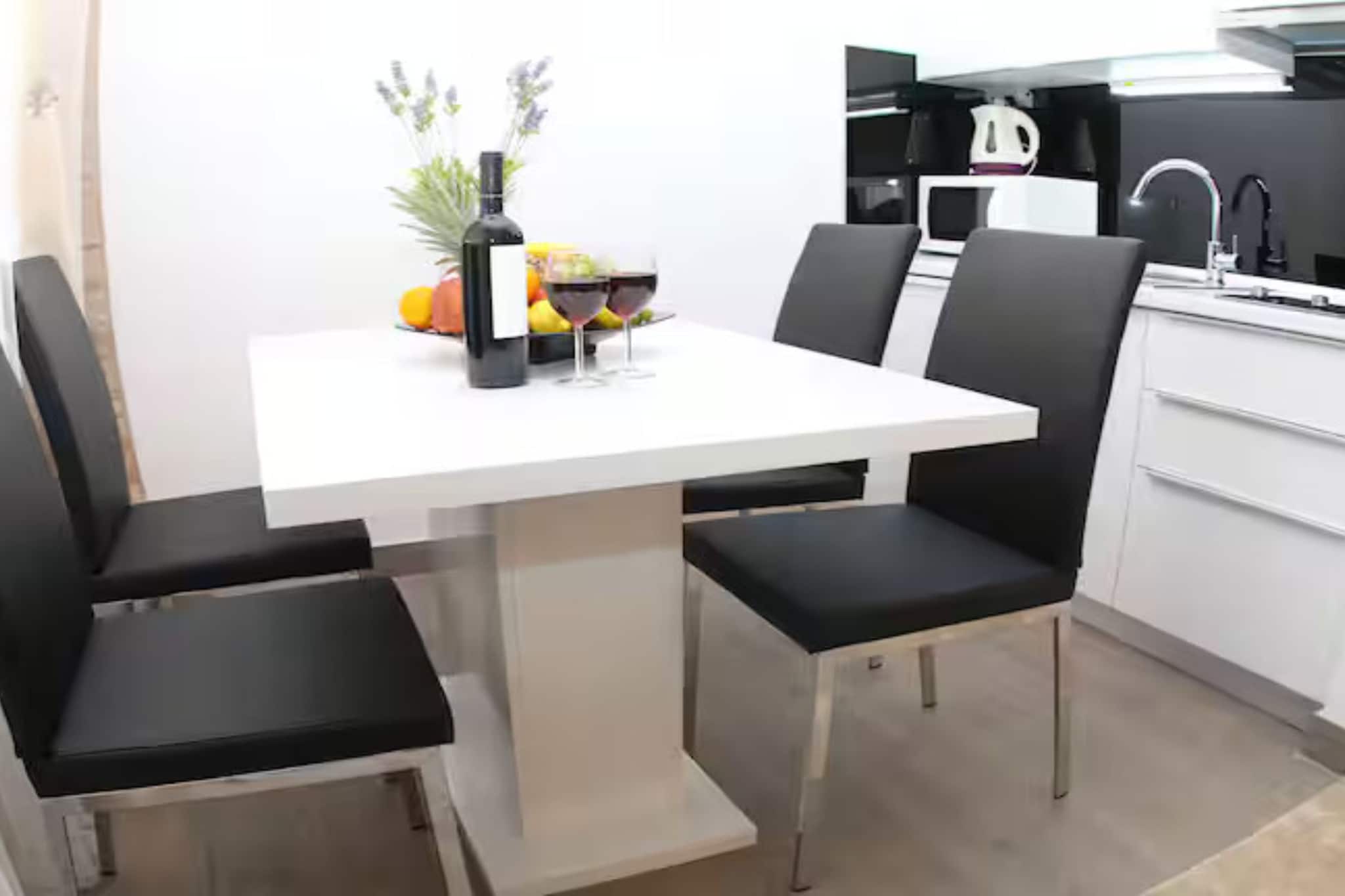 Miracle Apartments Split - Classic Studio Apartment - Salle à manger