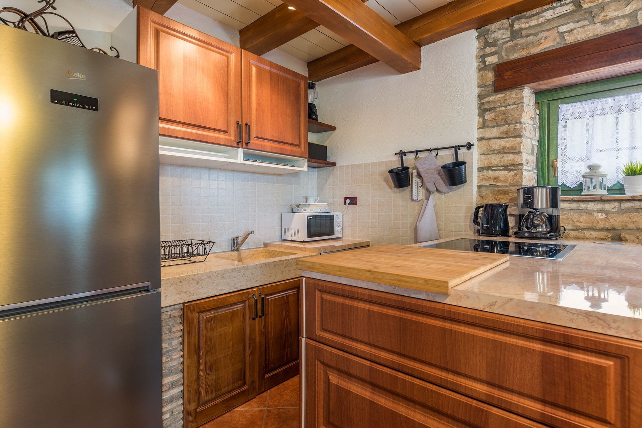 Rustical Stone House Kanfanar with Pool - Two Bedroom Holiday Home with Pool - Keuken
