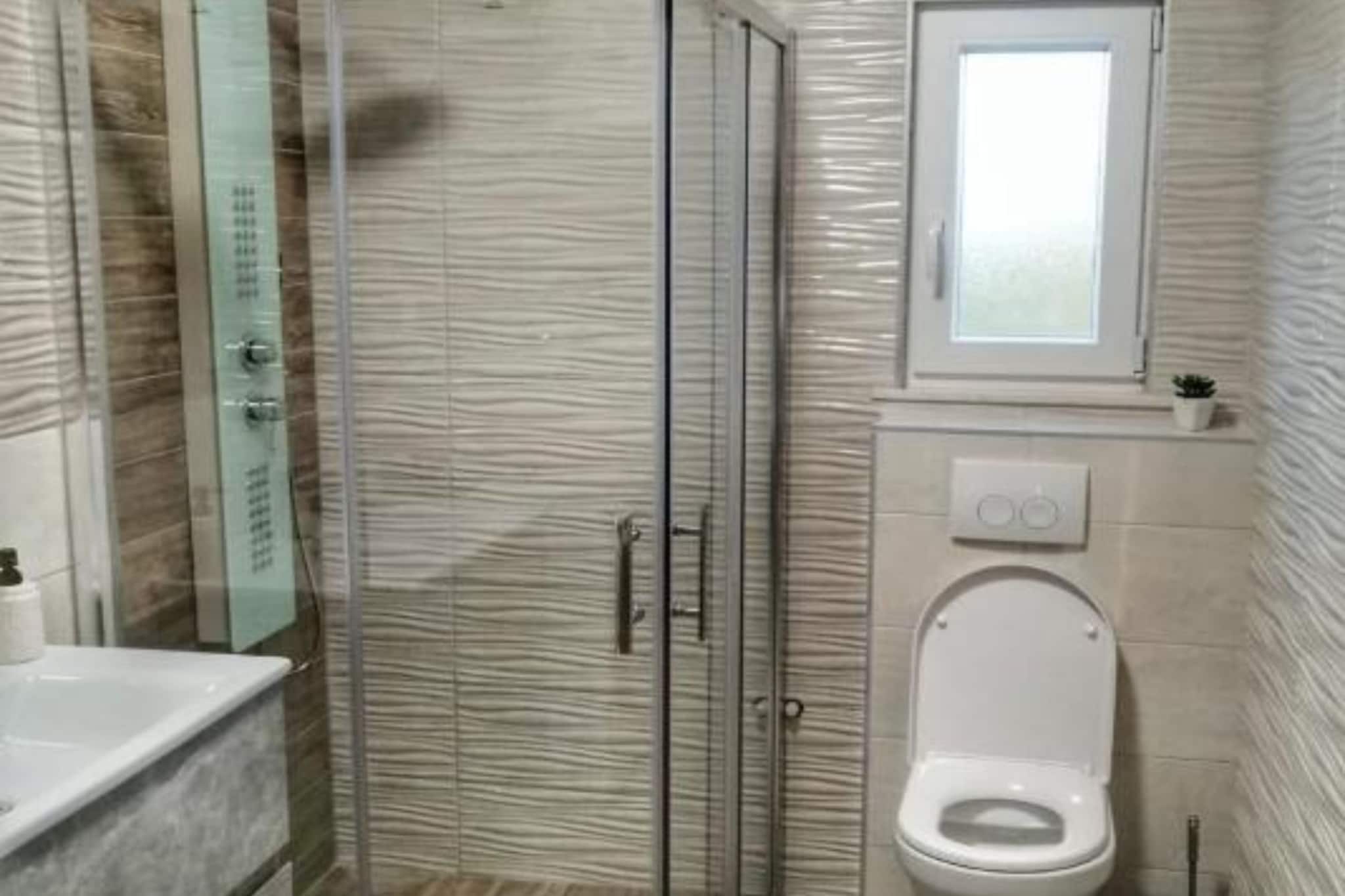 Apartment Penthouse Ivan- Two Bedroom Apartment  with Rooftop Swimming Pool - Badkamer