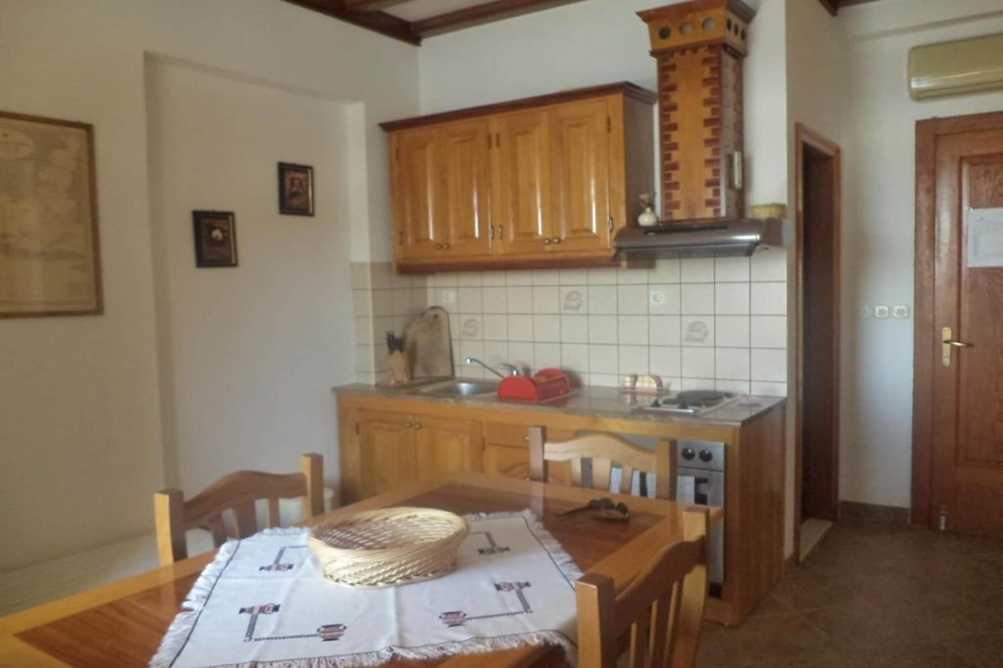 Studio Apartment with Terrace and Sea View  (2)