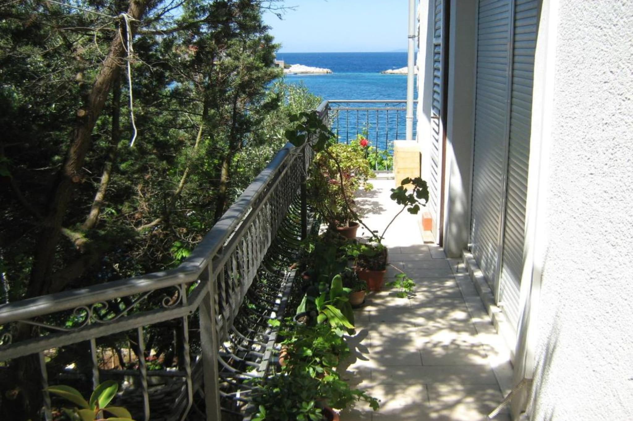 Studio Apartment President - One Bedroom Apartment with Terrace and Sea View(5) - Tuinen zomer