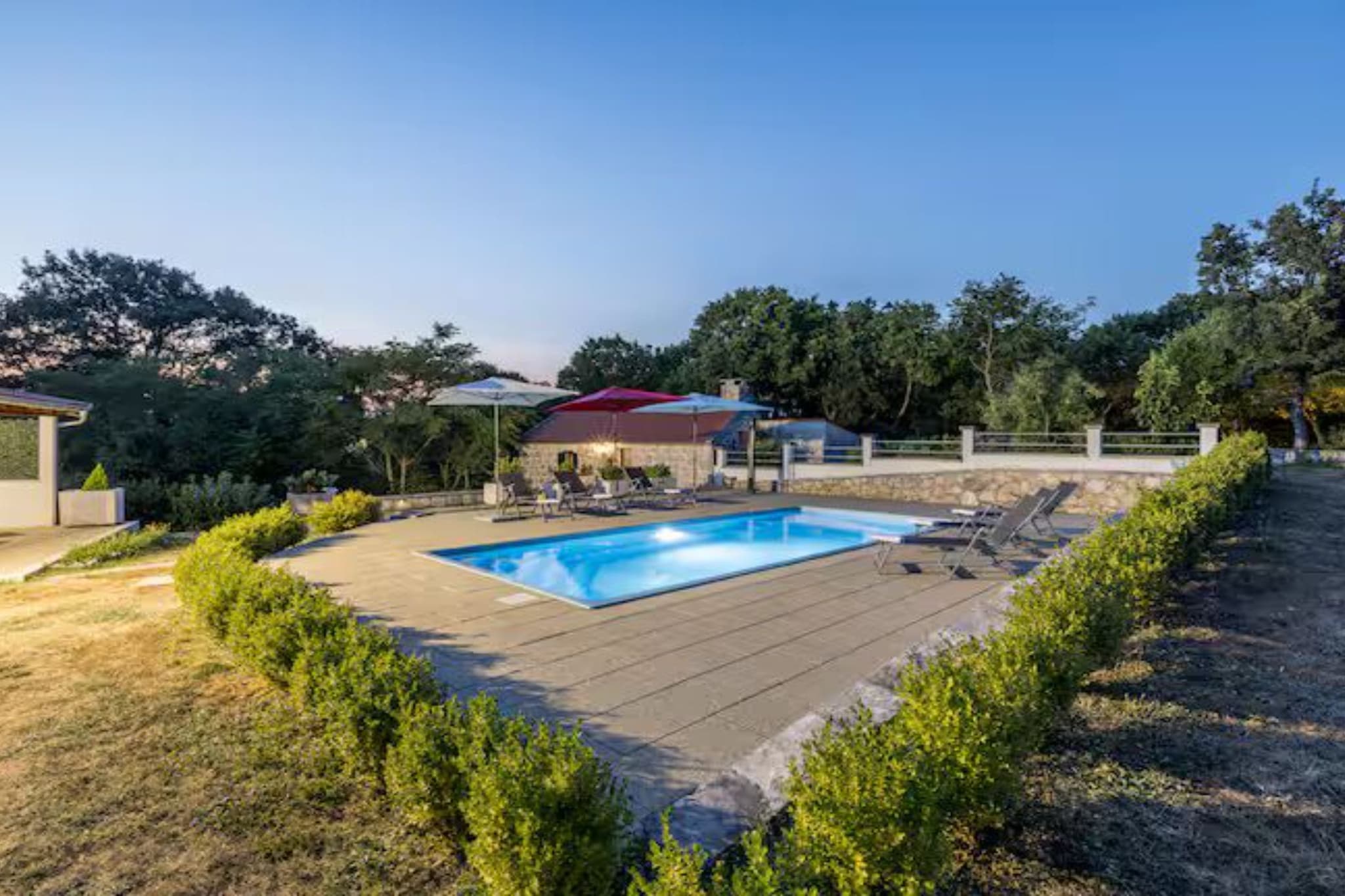 Villa Pax - Four Bedroom Villa with Outdoor Pool - Piscine