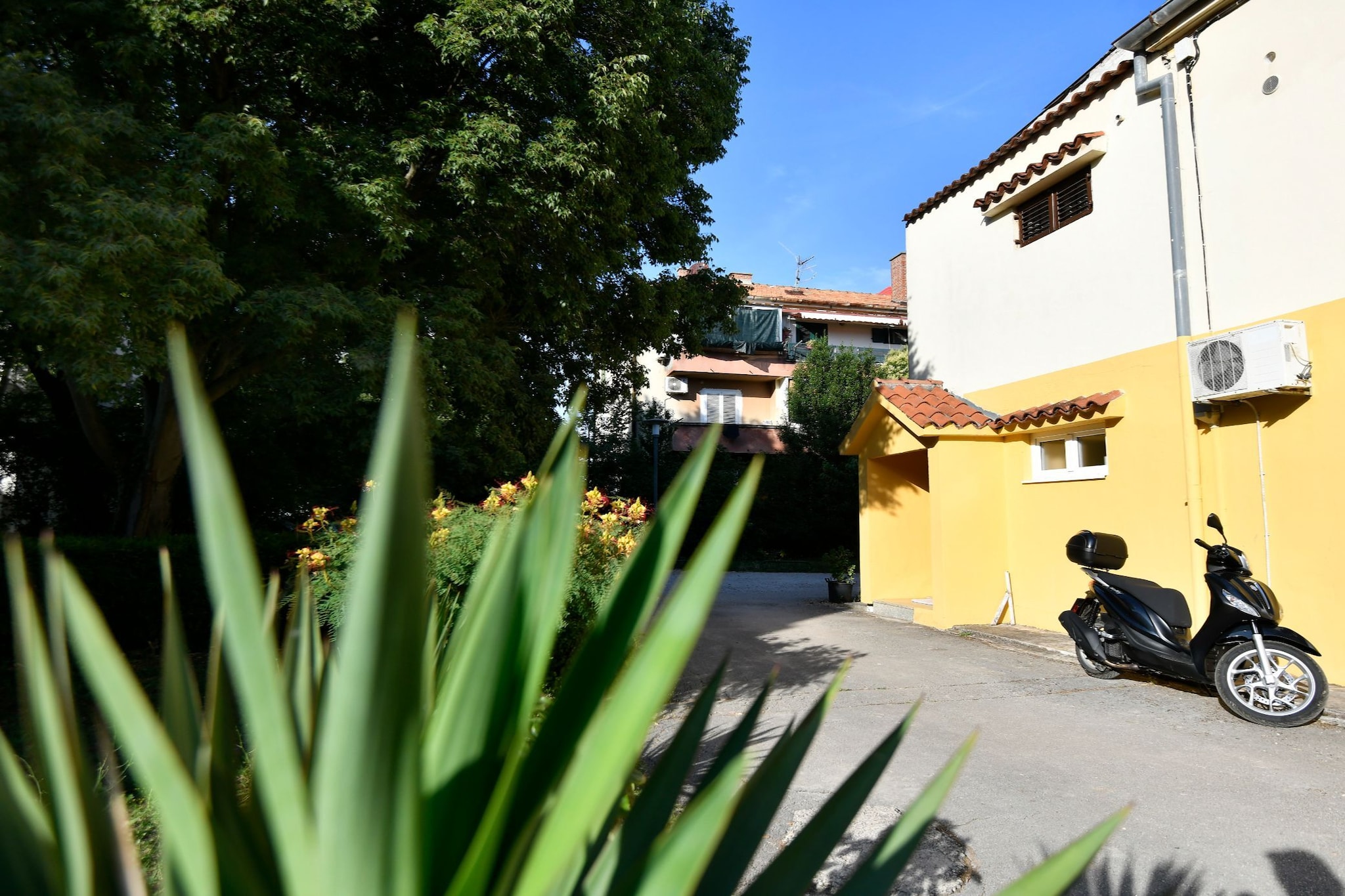 Apartment Dario With Terrace And BBQ - Buitenlucht
