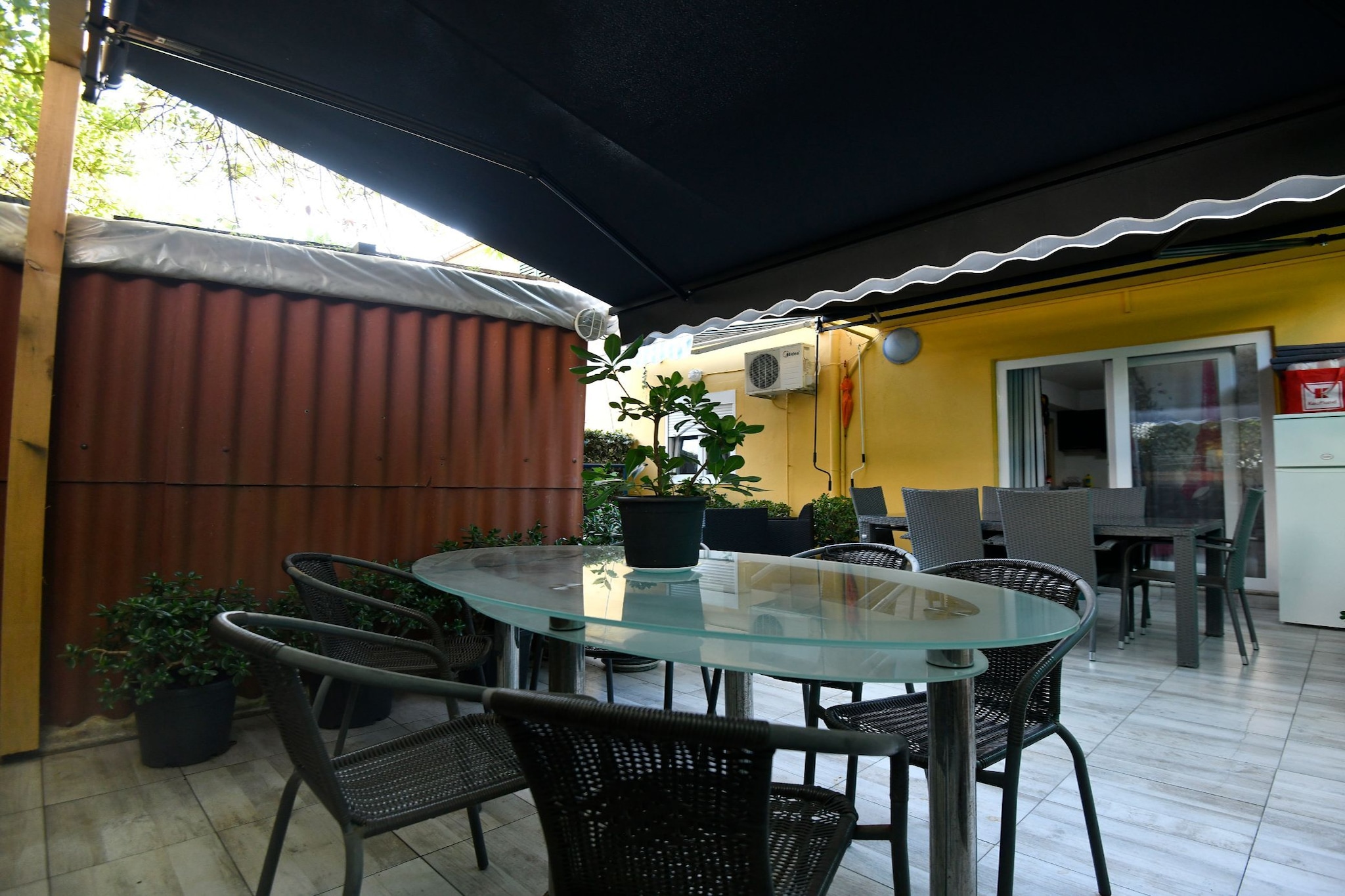 Apartment Dario With Terrace And BBQ - Buitenlucht