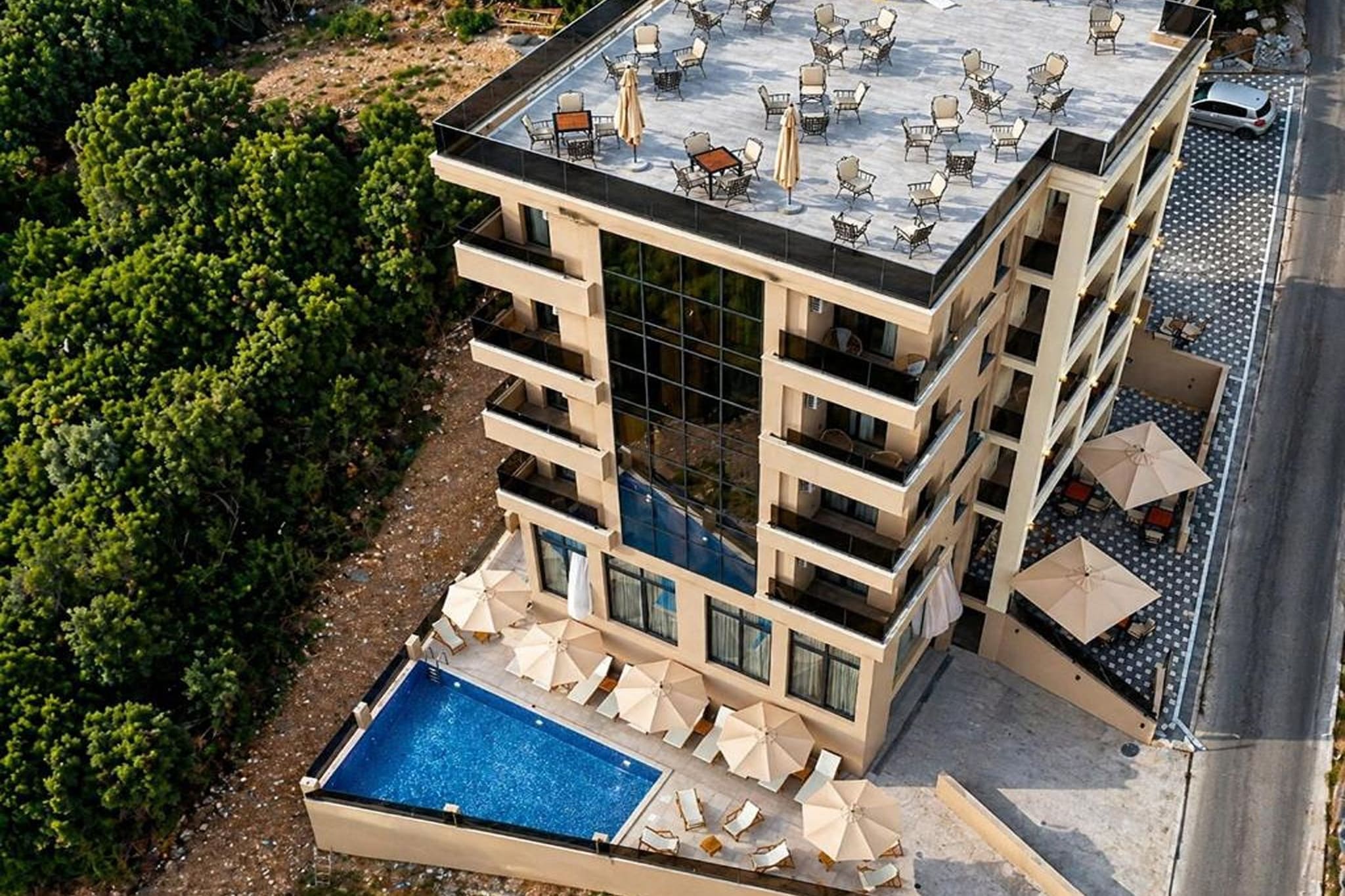 Hotel D'Iman - One Bedroom Suite with Sea View and Balcony (205) - Piscine
