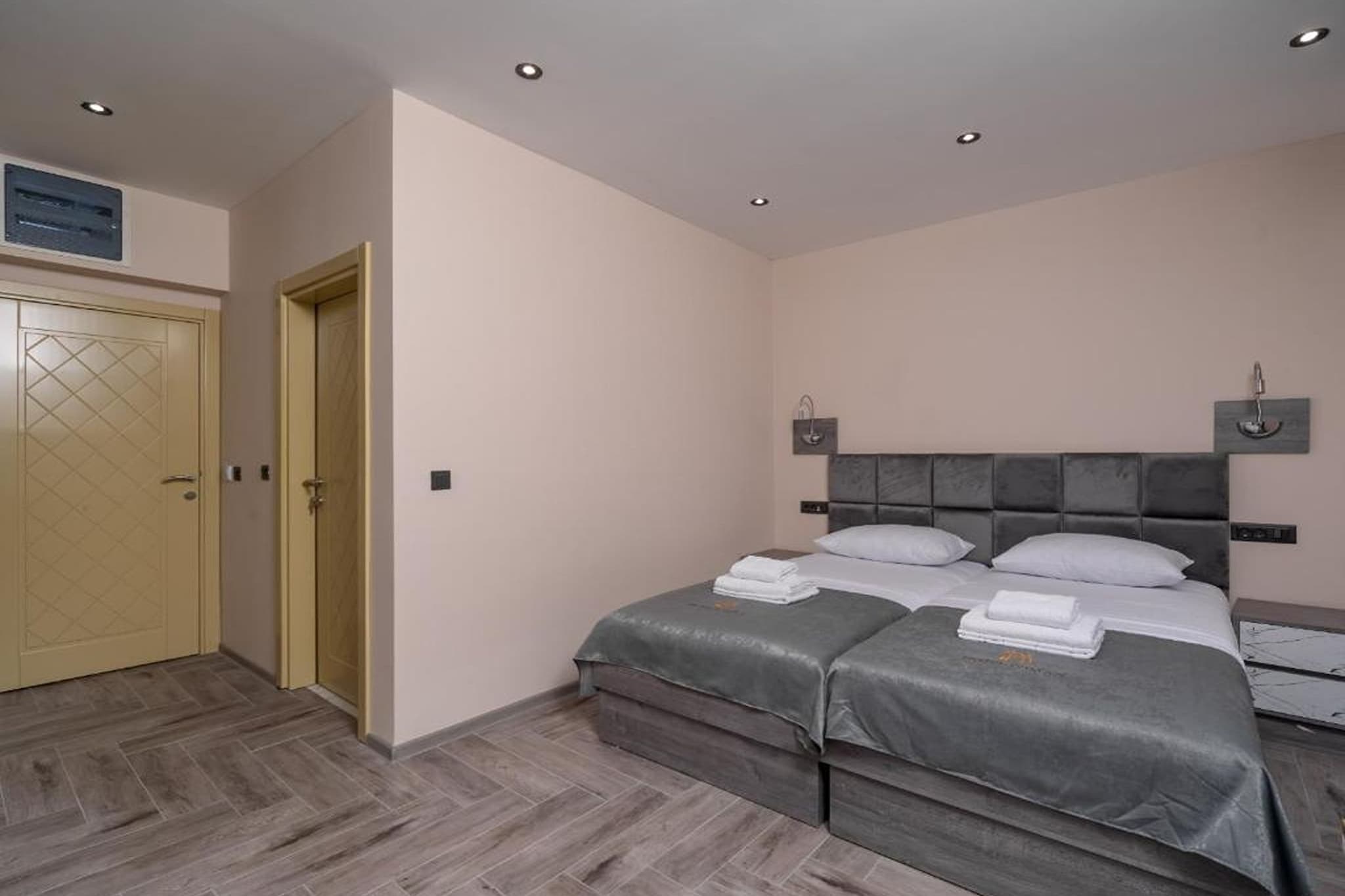 Hotel D'Iman - Triple Room with Sea View and Balcony (304) - Chambre