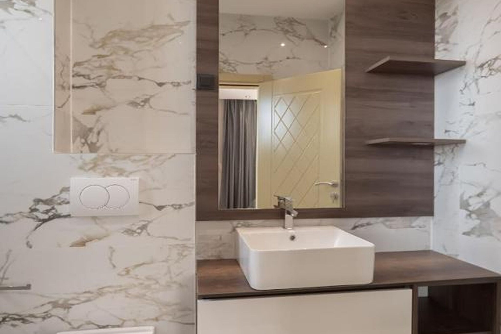 Hotel D'Iman - Classic Triple Room with Sea View and Balcony (403) - Salle de bain