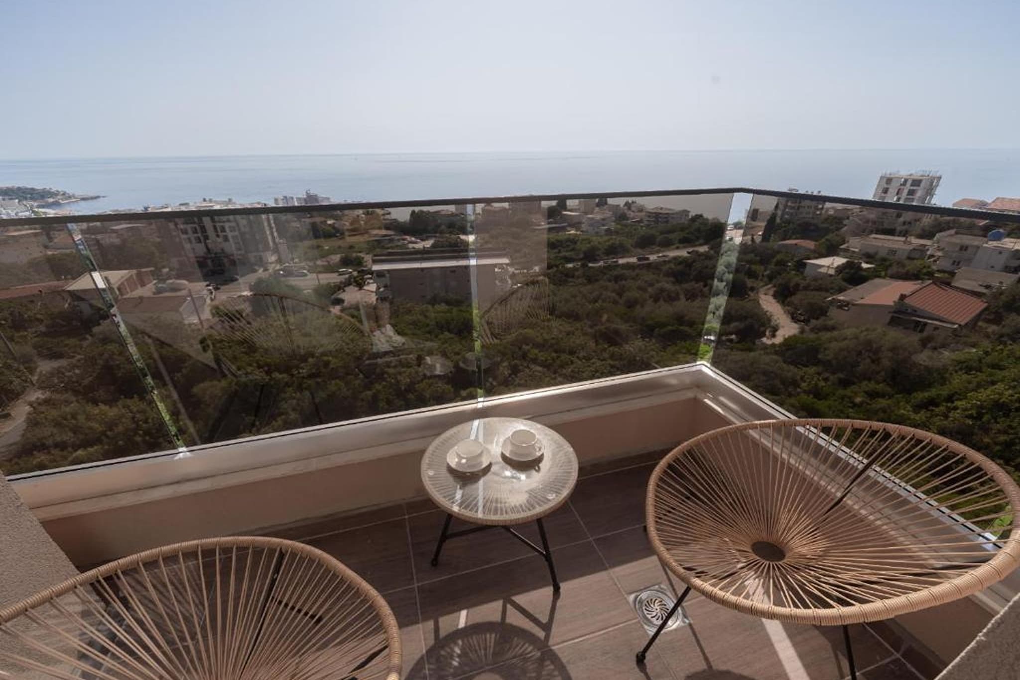 Hotel D'Iman - Classic Triple Room with Sea View and Balcony (403)