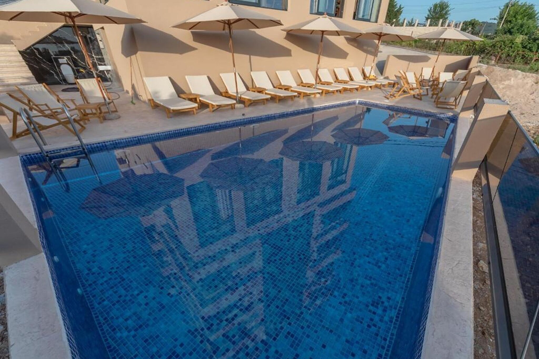 Hotel D'Iman - Double Room with Sea View and Balcony (201) - Piscine
