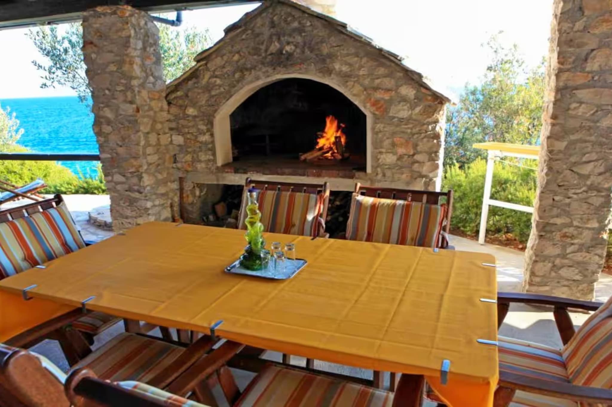 Robinson House Roko - Two Bedroom House with Terrace and Sea View - équipements