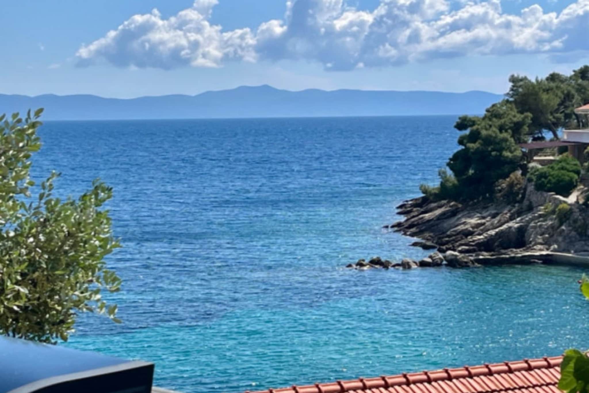 Paradise Apartments-Studio apartman with sea view and terrace 2