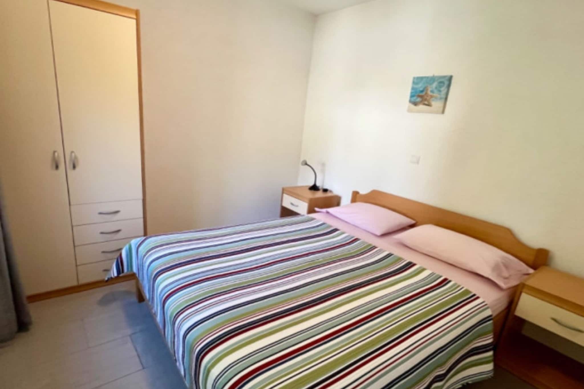 Paradise Apartments-Apartman with sea view and balcony 4 - Chambre