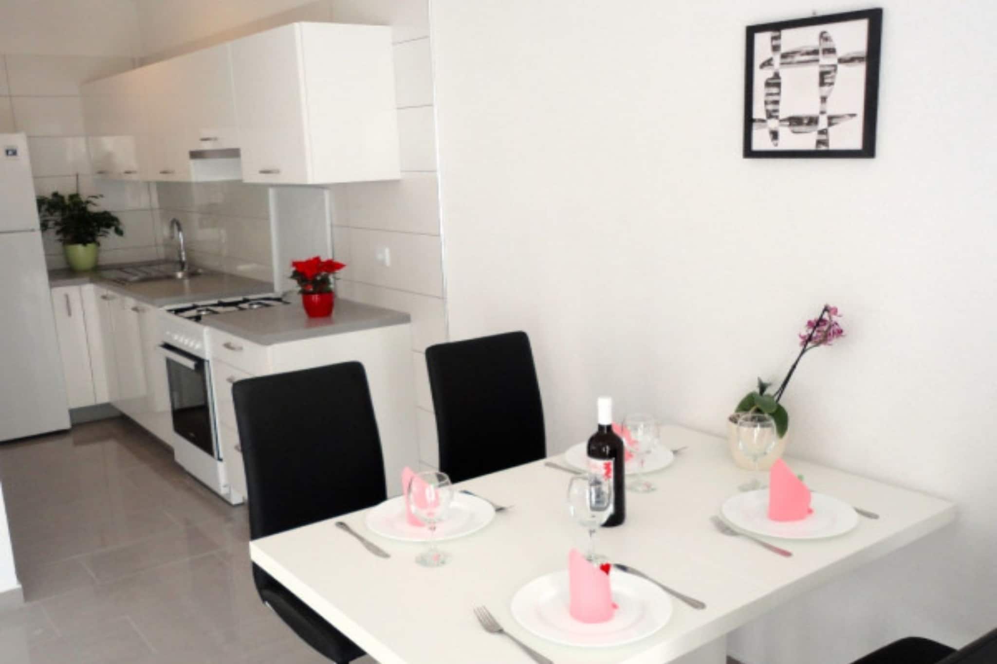 Paradise Apartments-Apartman with sea view and balcony 4