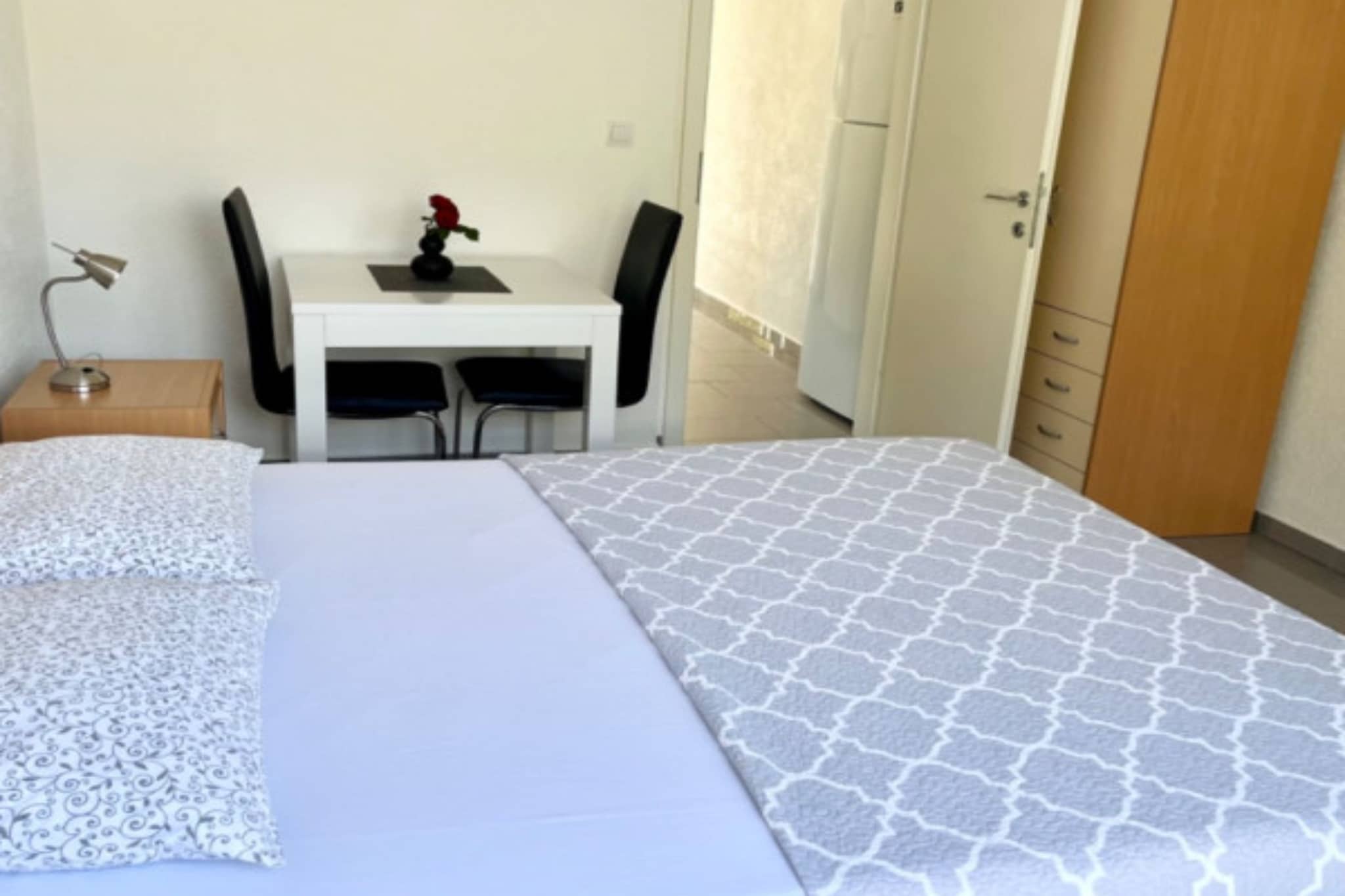 Paradise Apartments-Studio apartment with sea view and balcony 5 - Chambre
