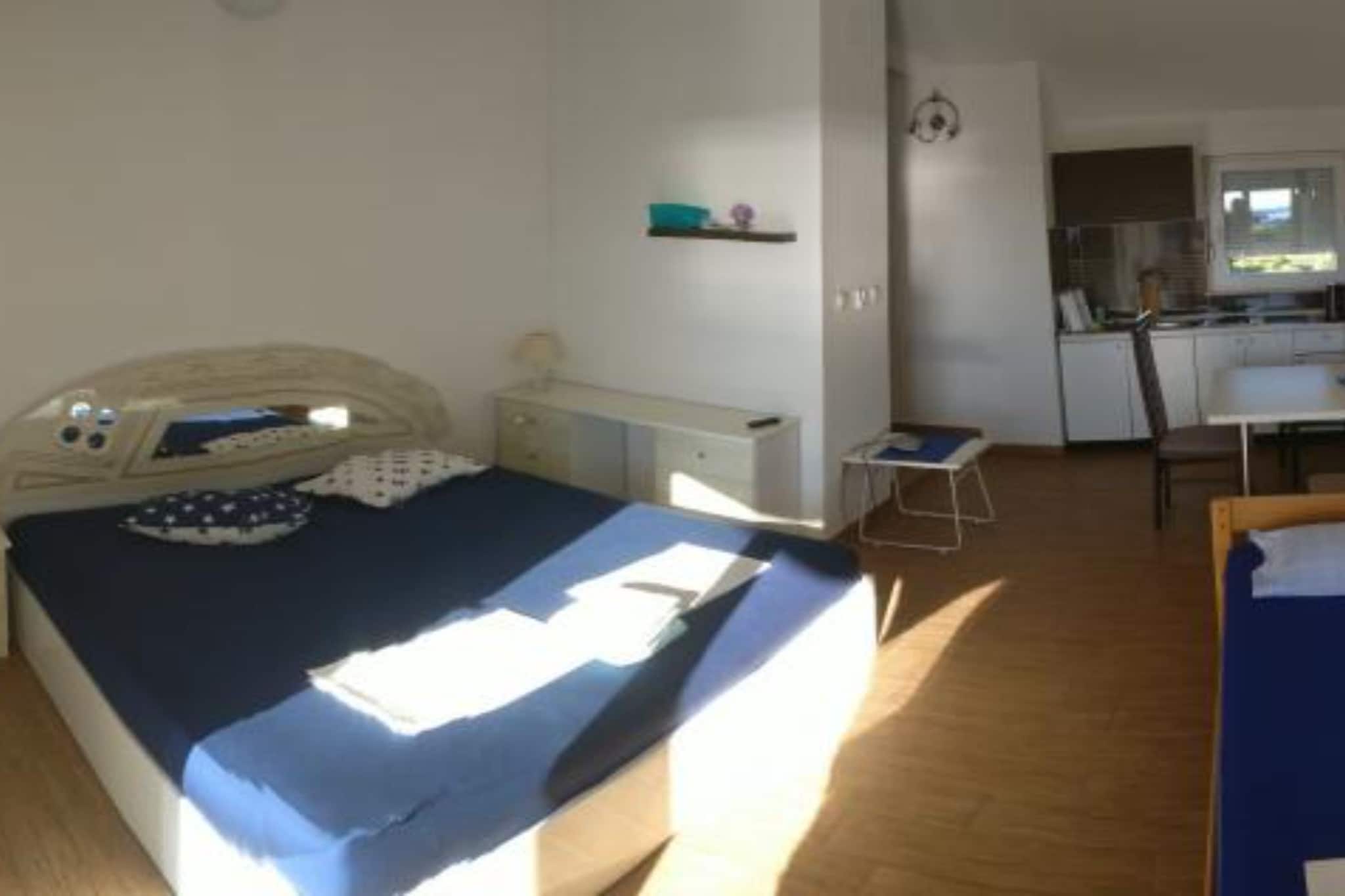 Guest House Jurković - Studio Apartment with Balcony - Chambre