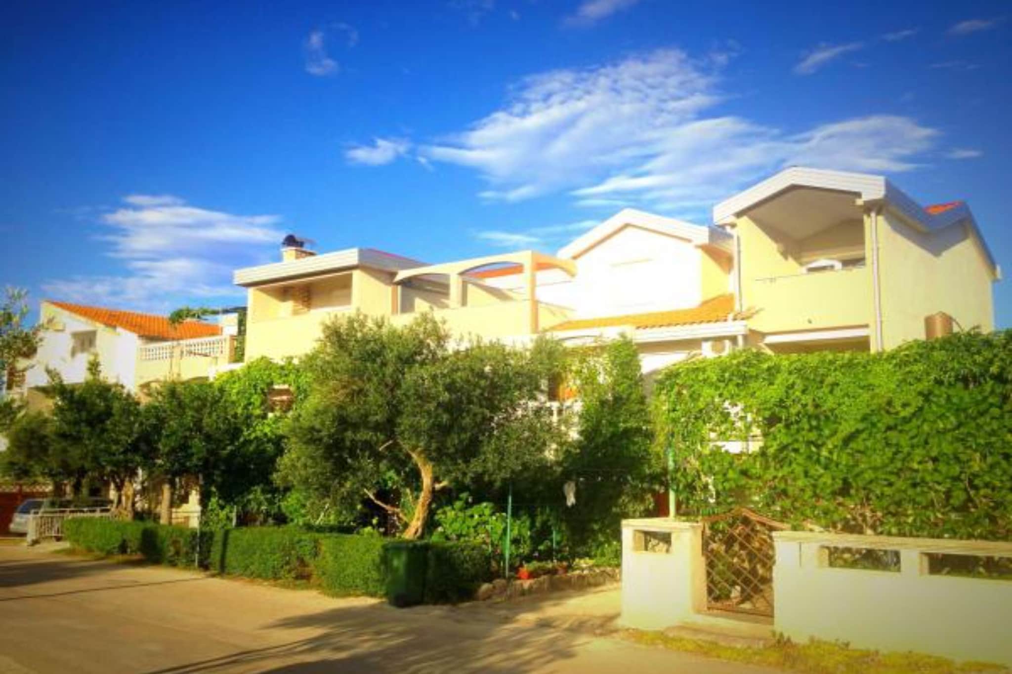 Guest House Jurković - One Bedroom Apartment with Balcony - Extérieur
