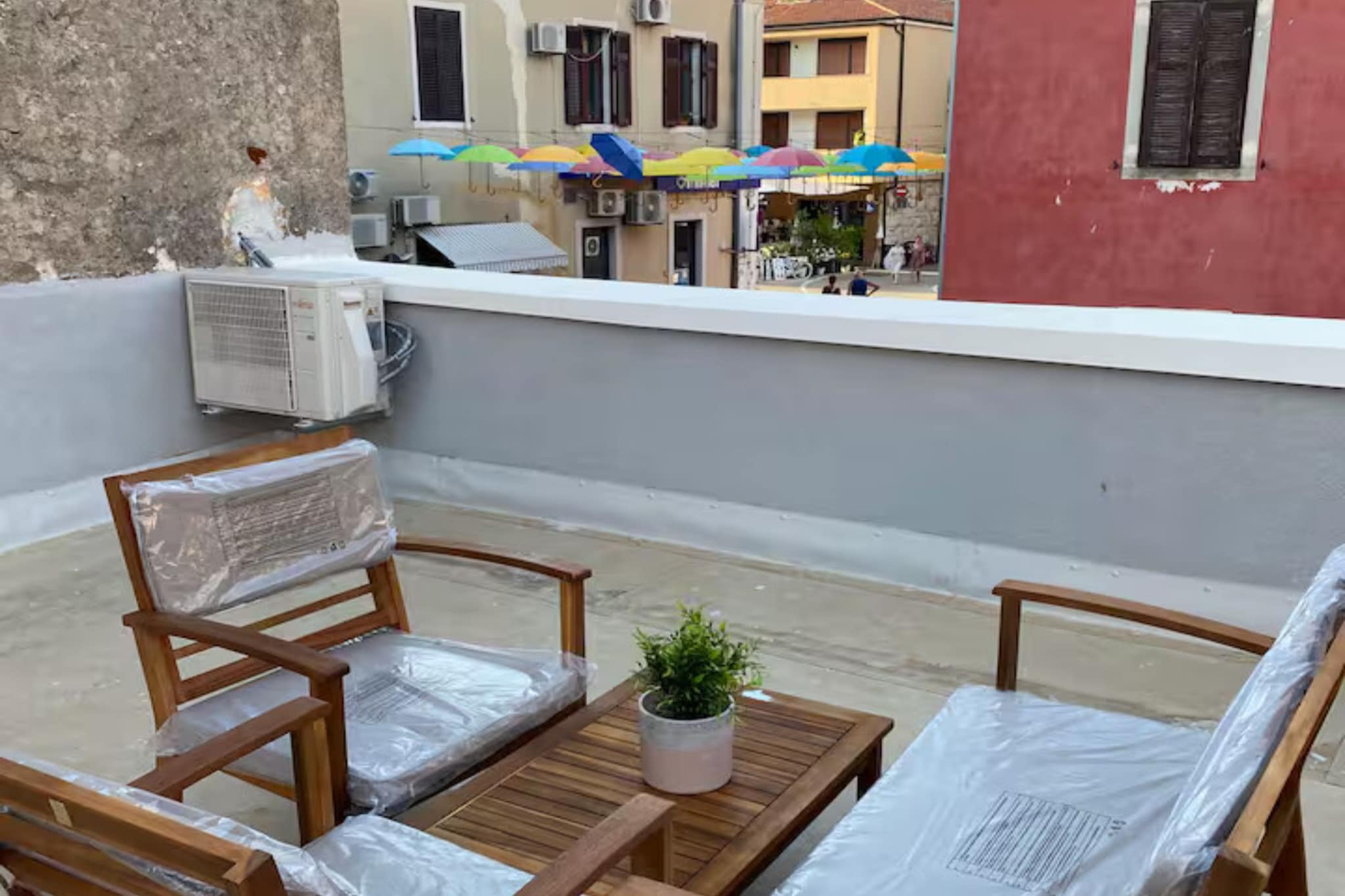 Apartment old town-Novigrad 20 m from the sea - One bedroom Apartment - Terrace