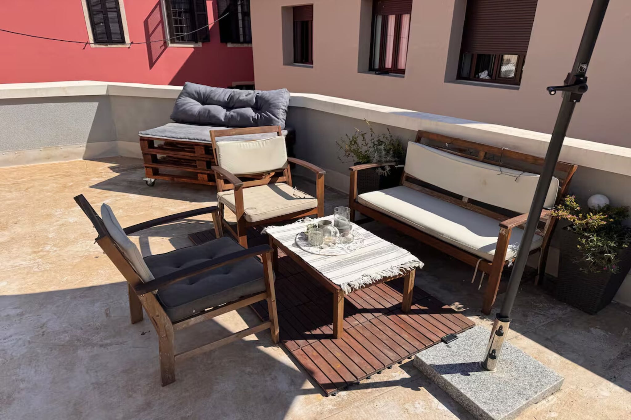 Apartment old town-Novigrad 20 m from the sea - One bedroom Apartment - Terrace