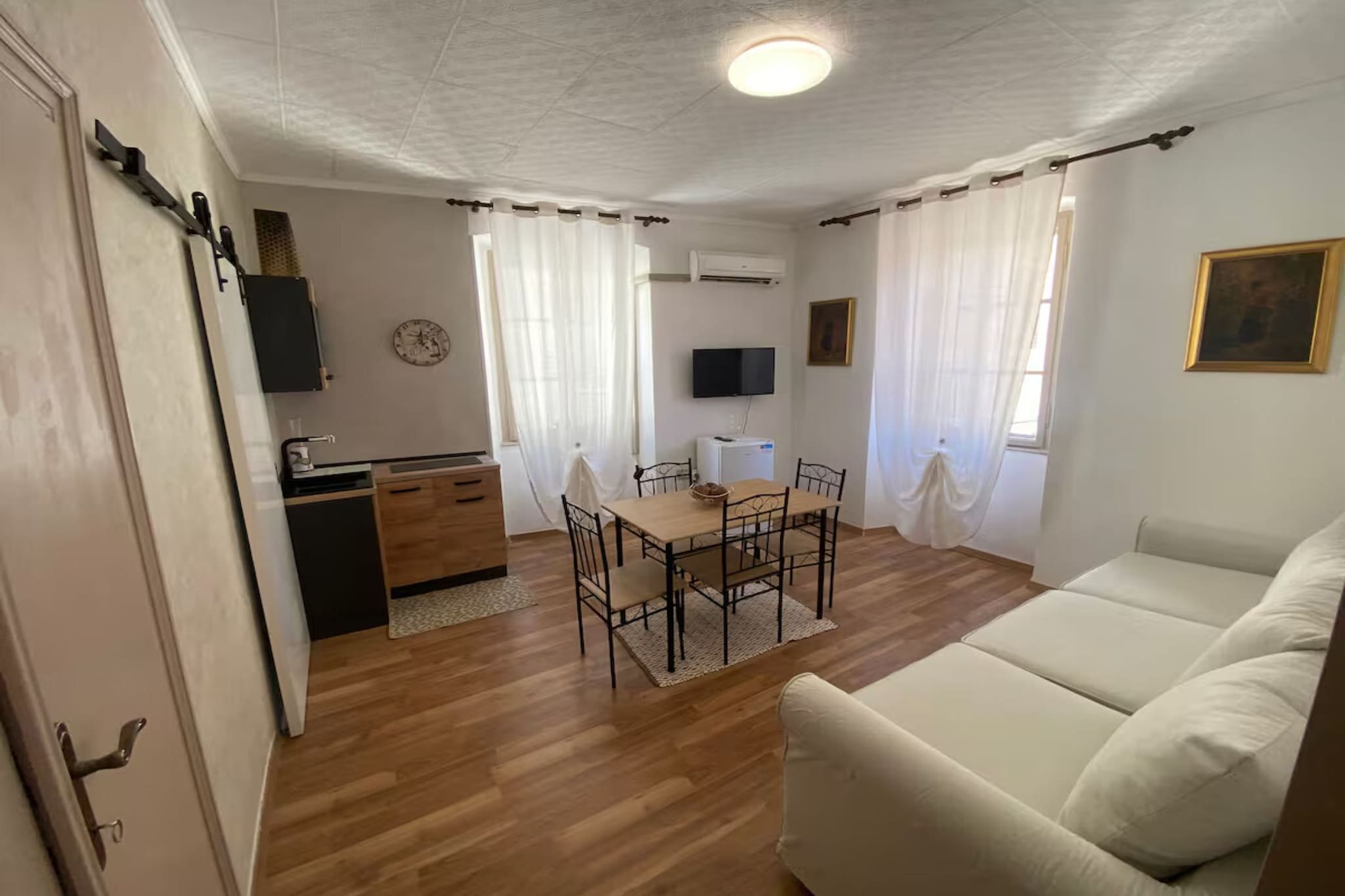 Apartment old town-Novigrad 20 m from the sea - One bedroom Apartment - Living room