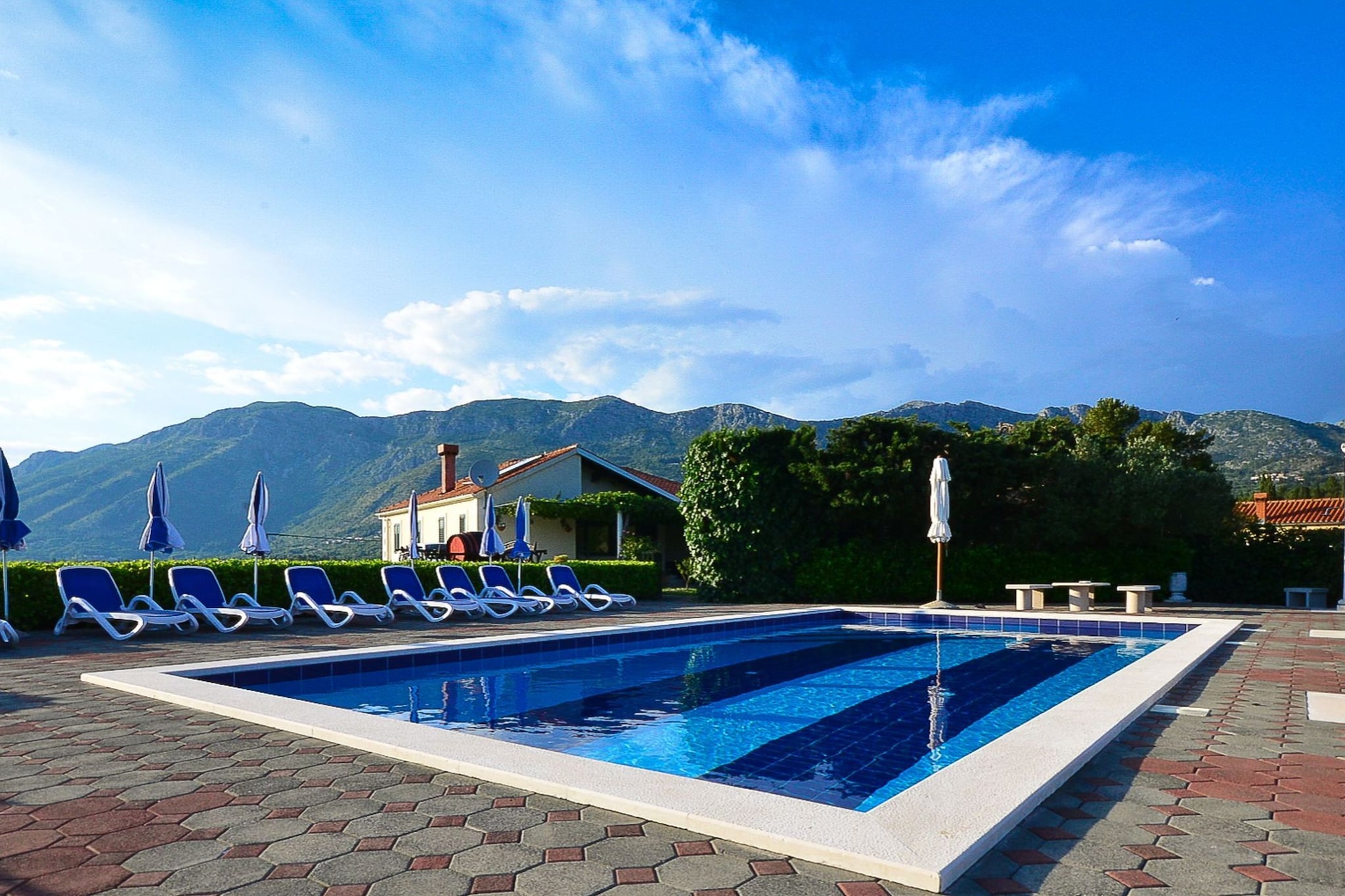 Villa Nature Retreat - Three bedroom Villa with pool - Piscine