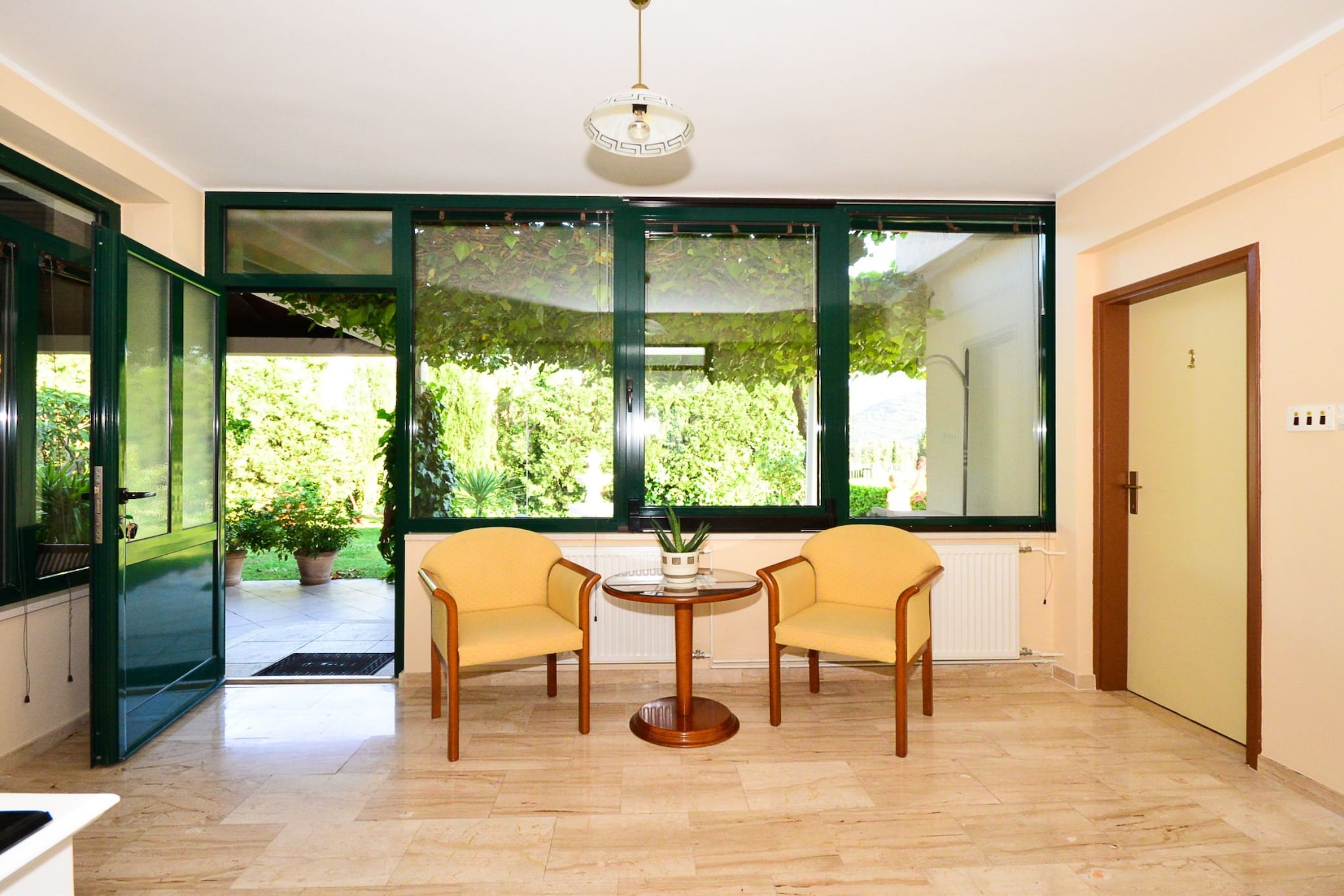 Villa Nature Retreat - Three bedroom Villa with pool