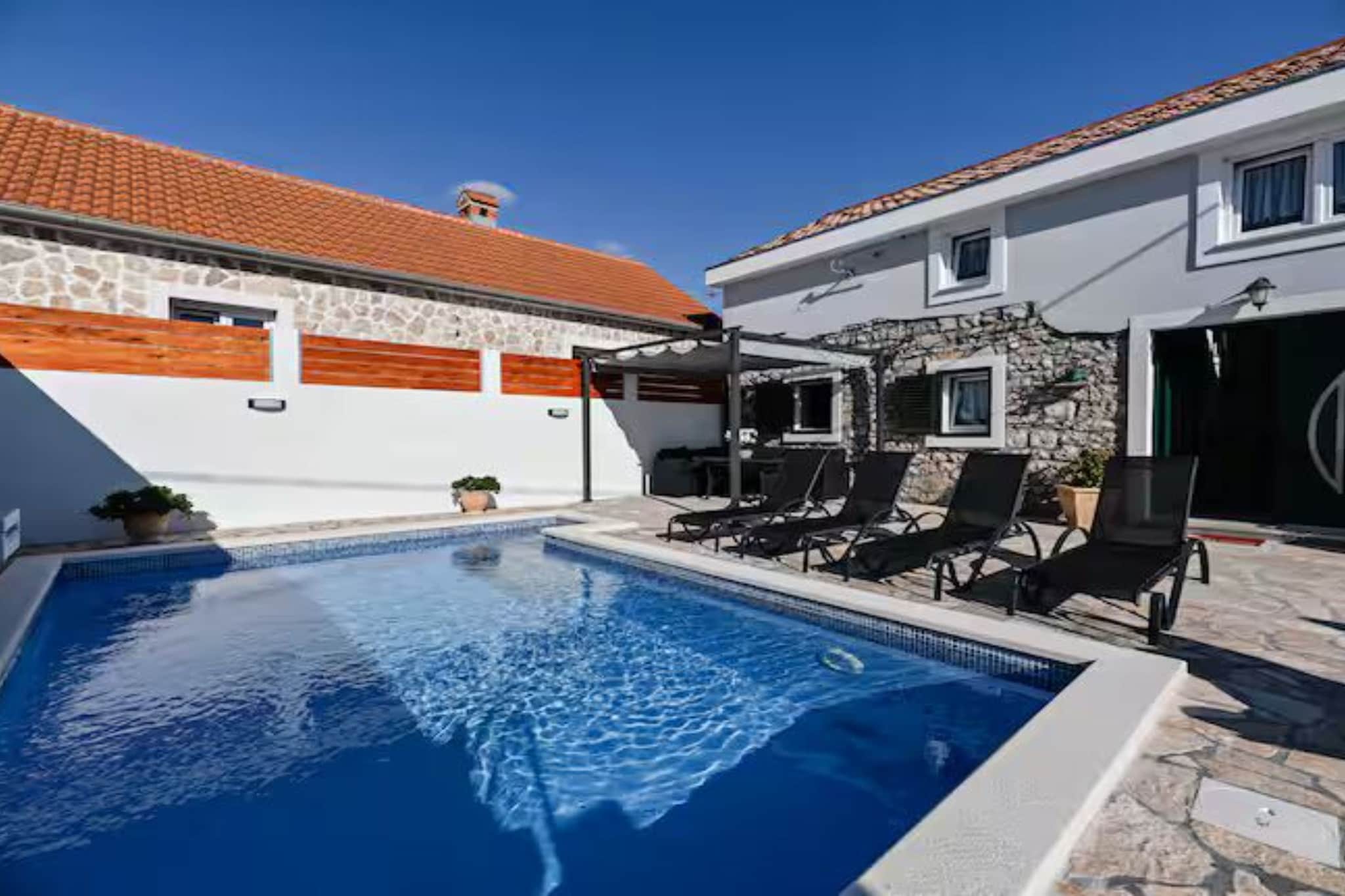 La Felicita - Two Bedroom Holiday Home - Zwembad