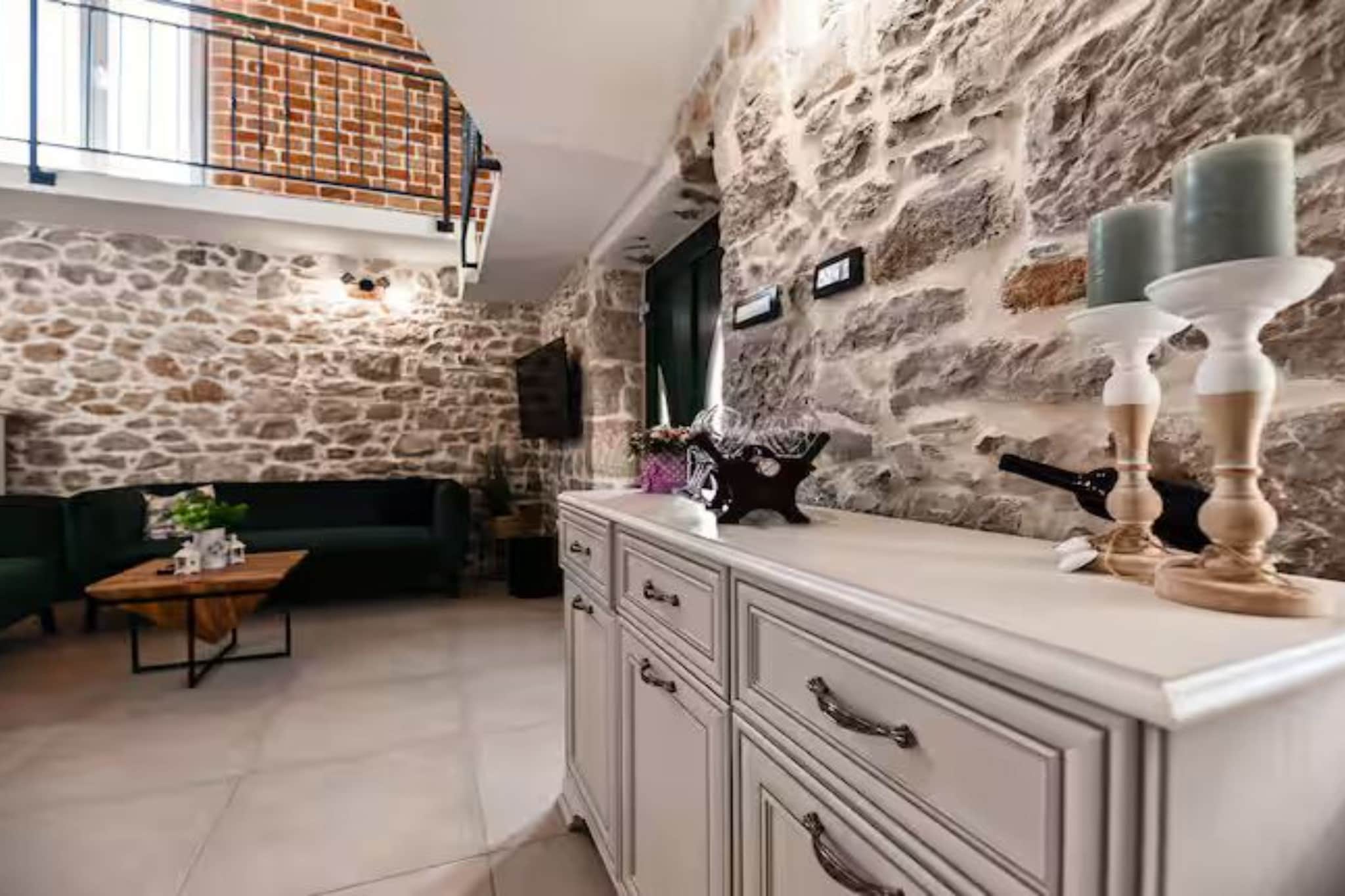 La Felicita - Two Bedroom Holiday Home - Woonkamer