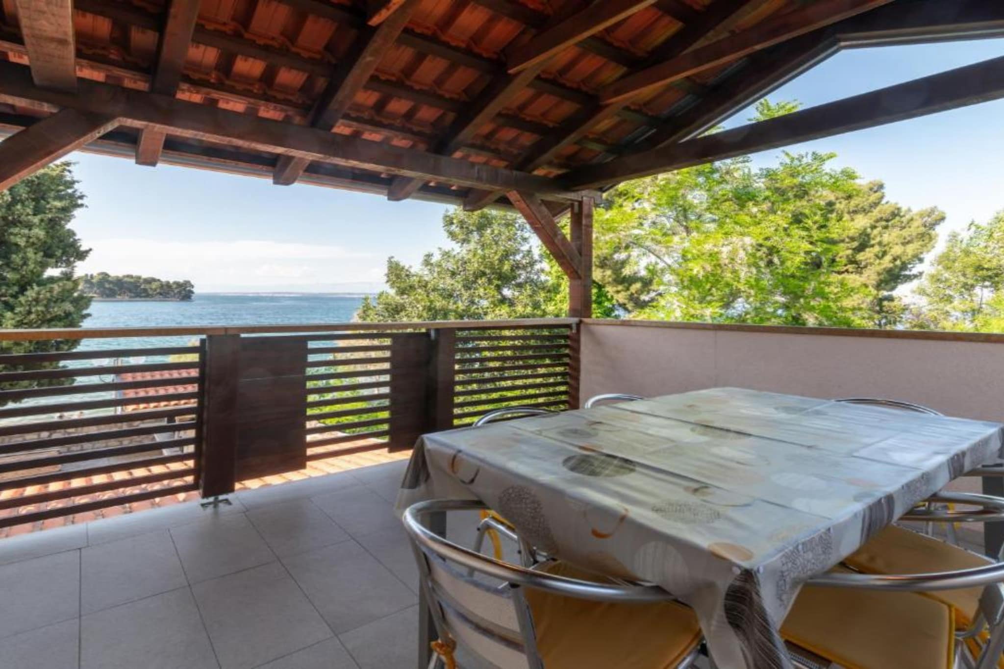 Kokolo Beach Apartments - Three bedroom apartment first floor - Terrasbalkon
