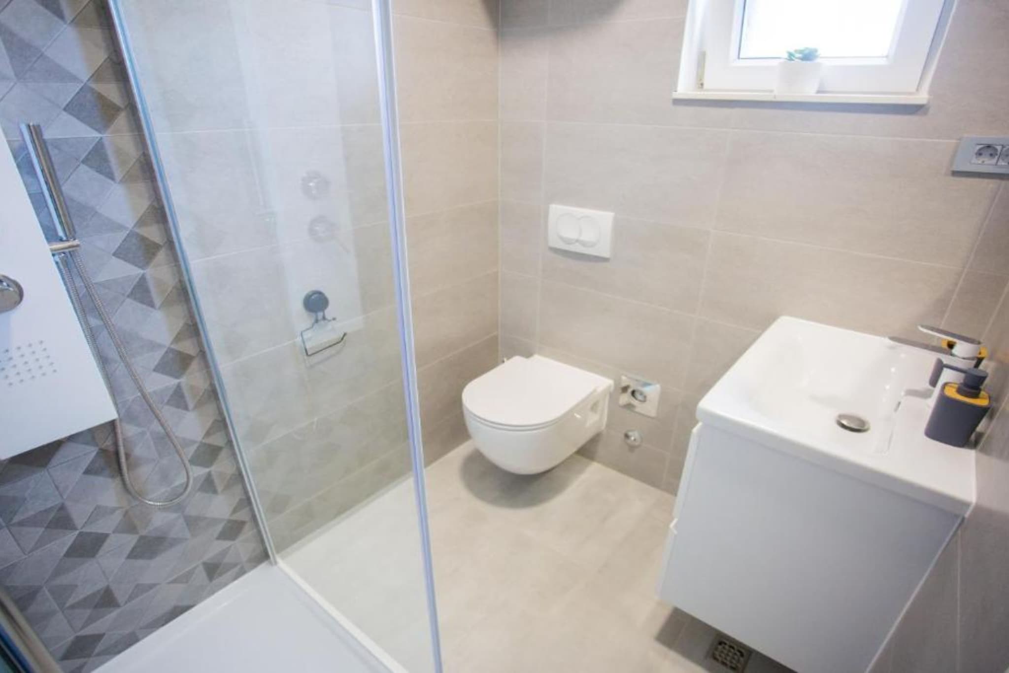 Apartments Marina - One bedroom apartment with terrace - Salle de bain