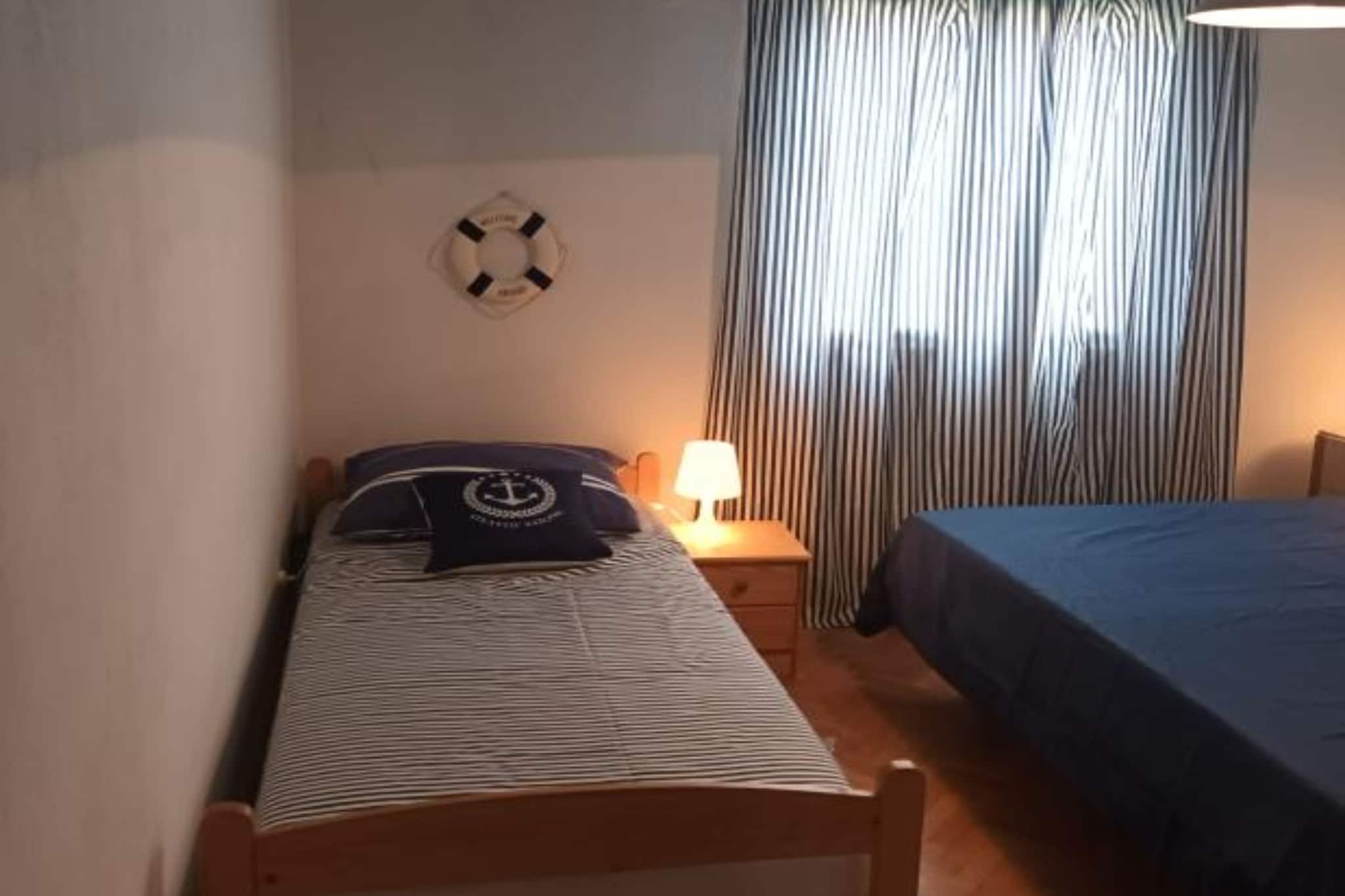Apartments Anna Biograd na Moru - Three Bedroom Apartment With Balcony and View(Snoopie) - Slaapkamer