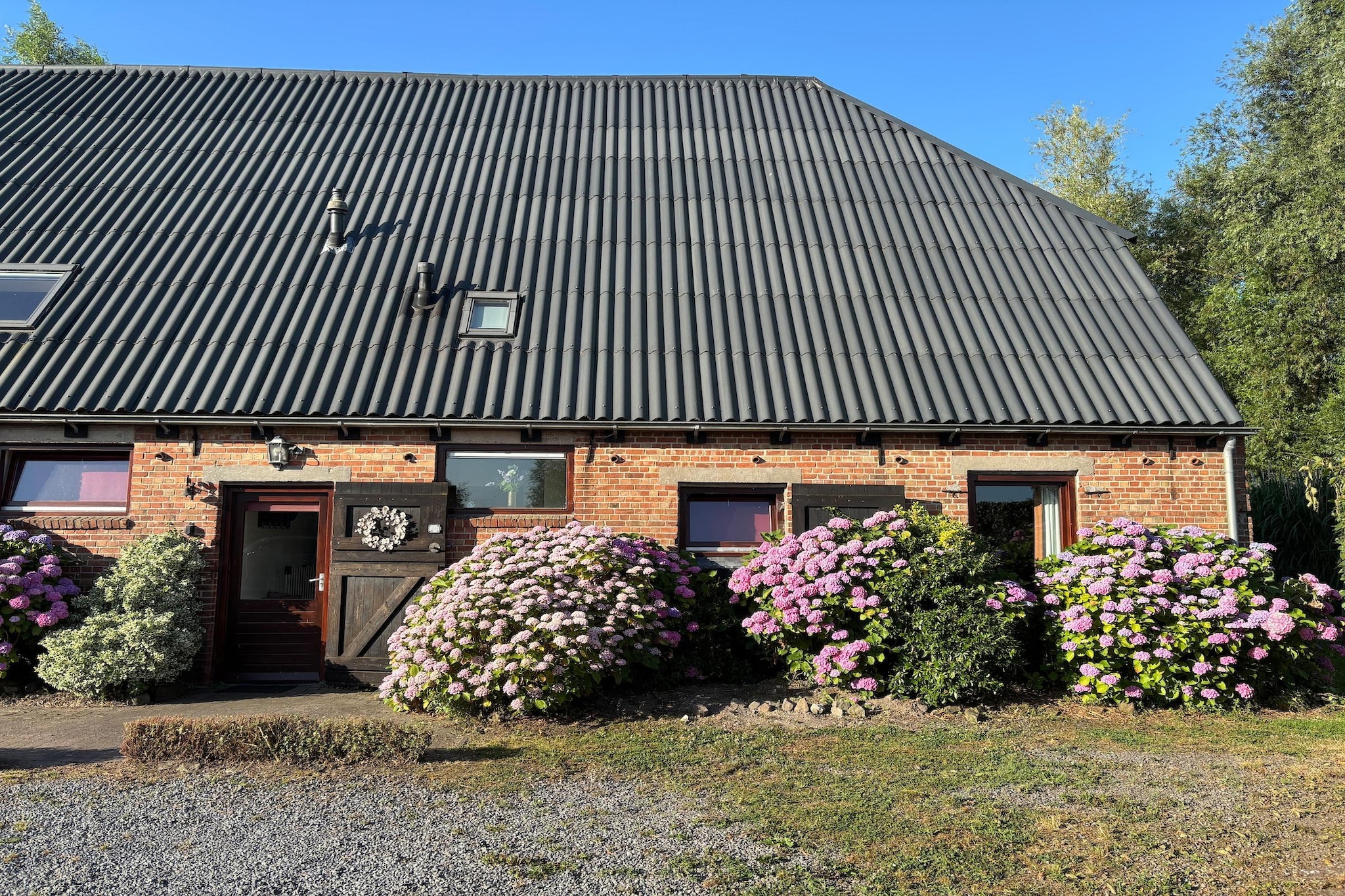 Exterior Summer