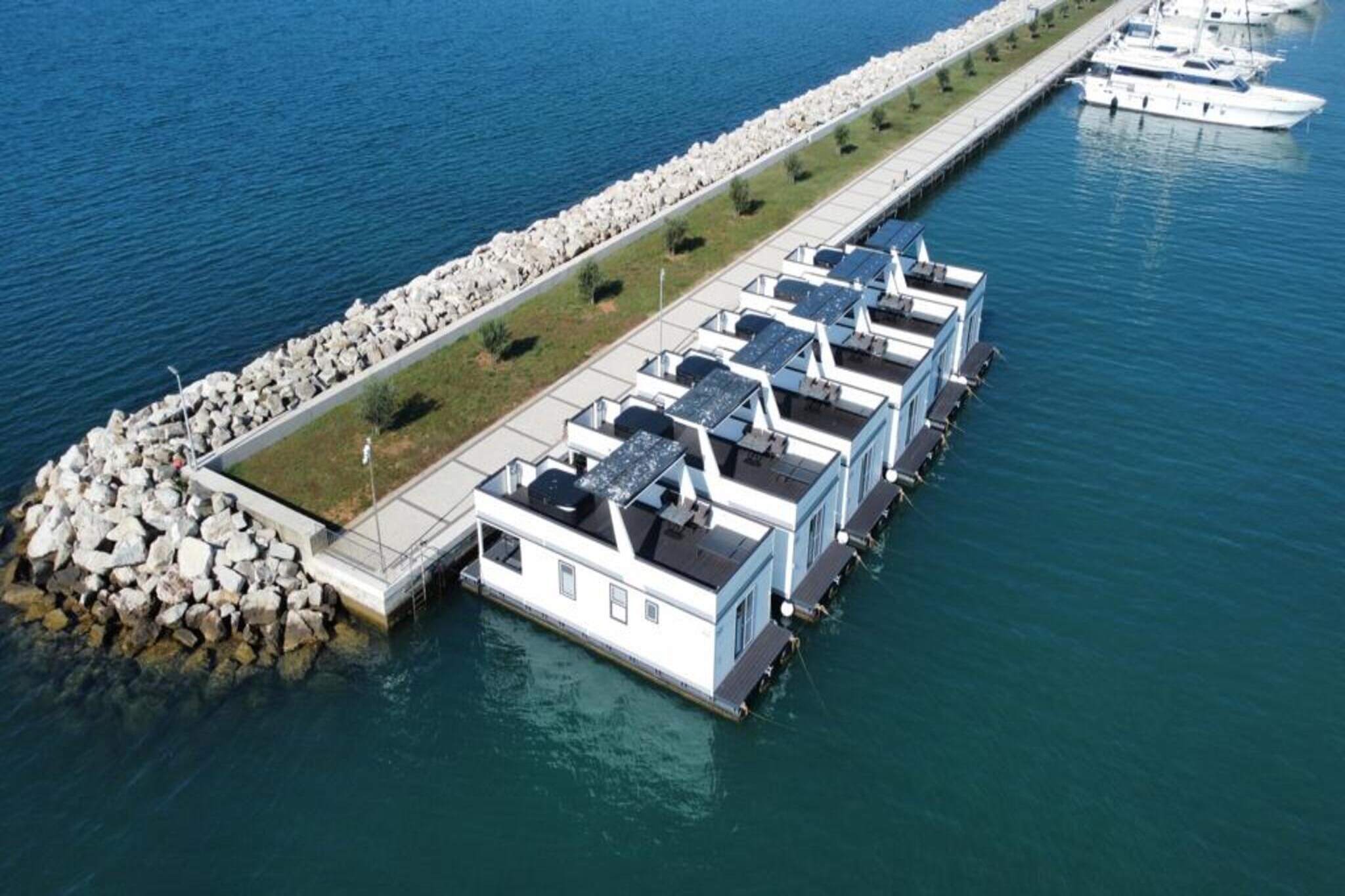 Sea Lodges Novigrad - BH20 - Gebieden zomer 1km