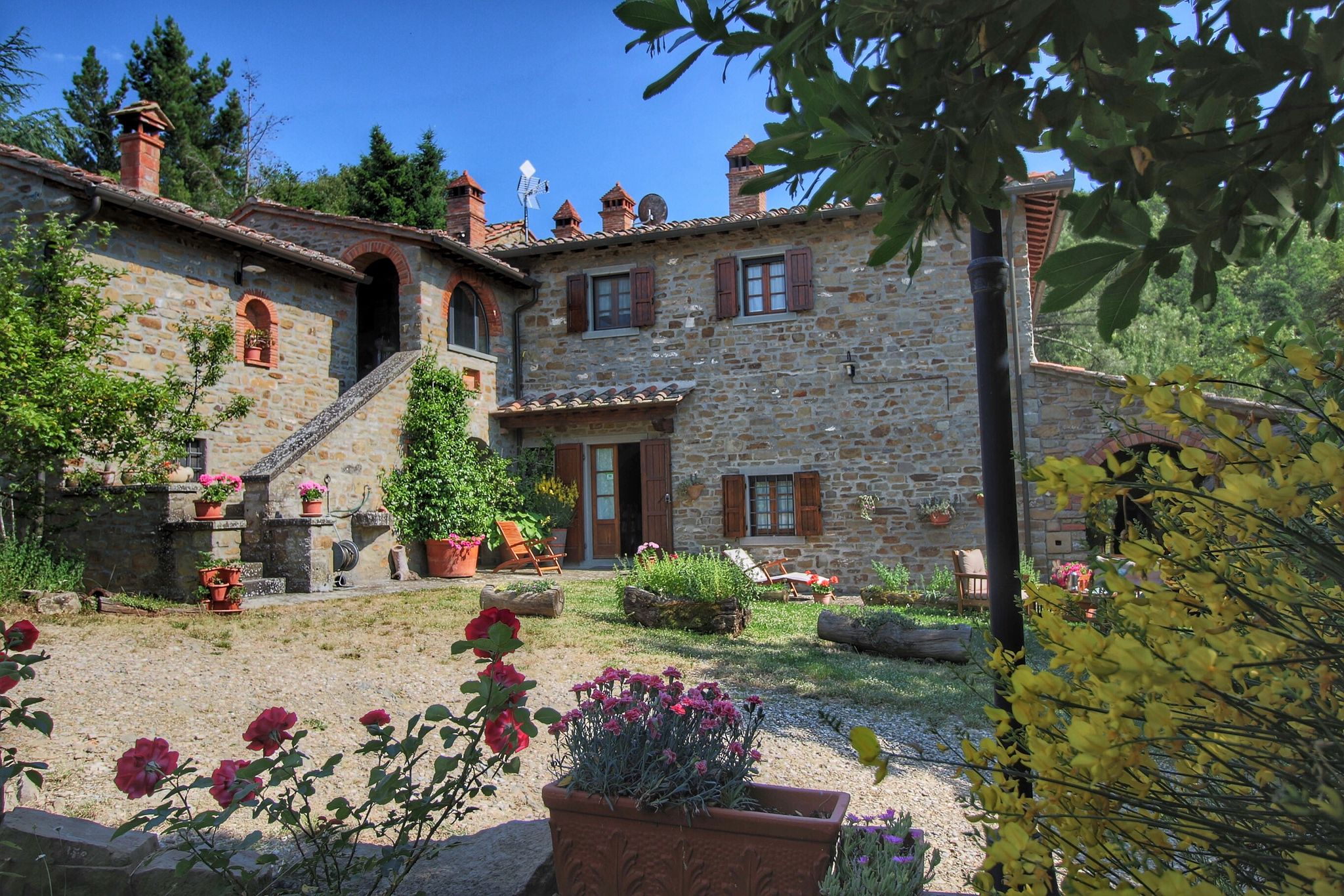 Gemütliches Bauernhaus in Castiglion Fiorentino mit Pool