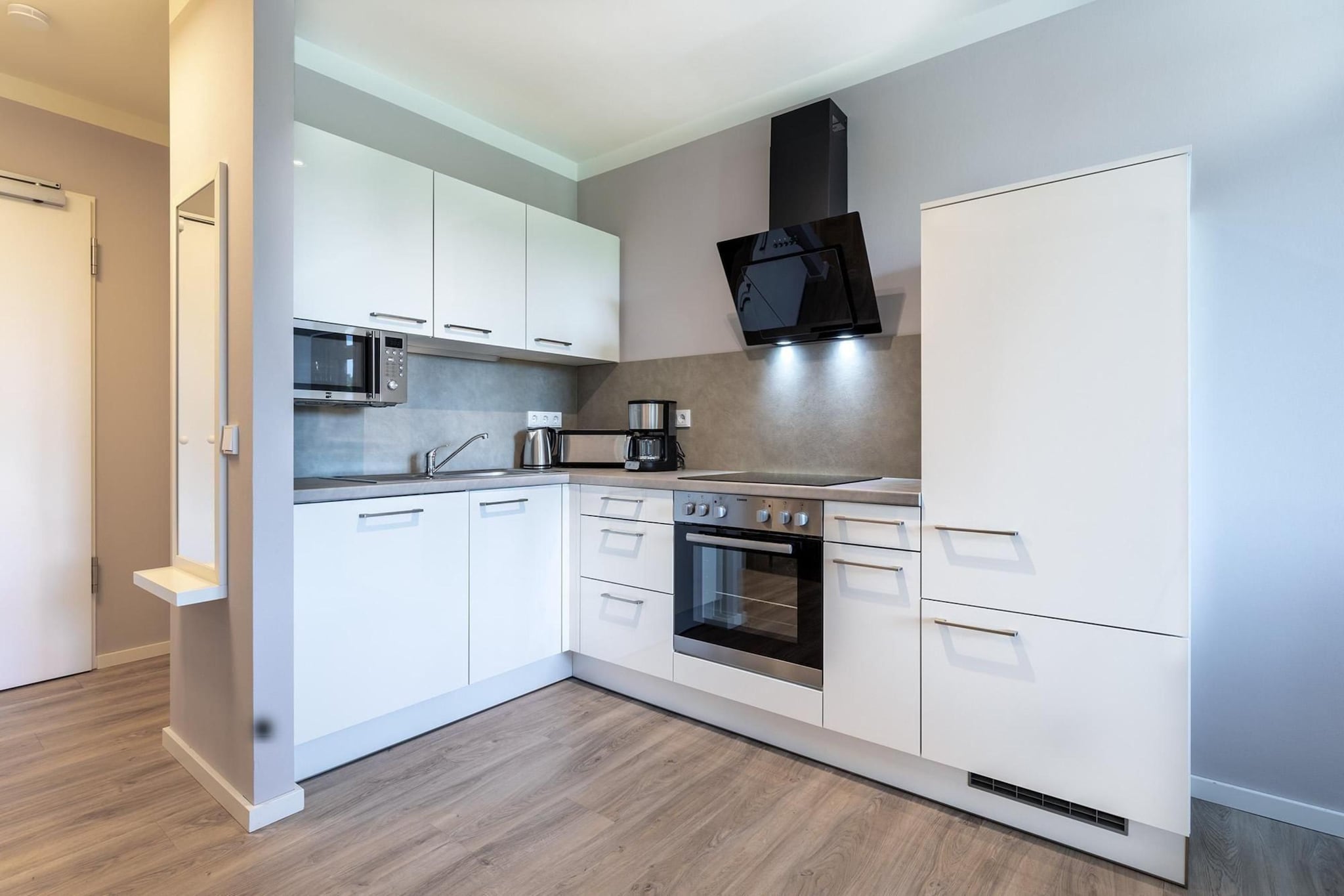 Godewindpark Travemünde Deluxe-Apartment 2.14 mit eigener e-Ladesäule, XL-Strandkorb und Hundefreundlich