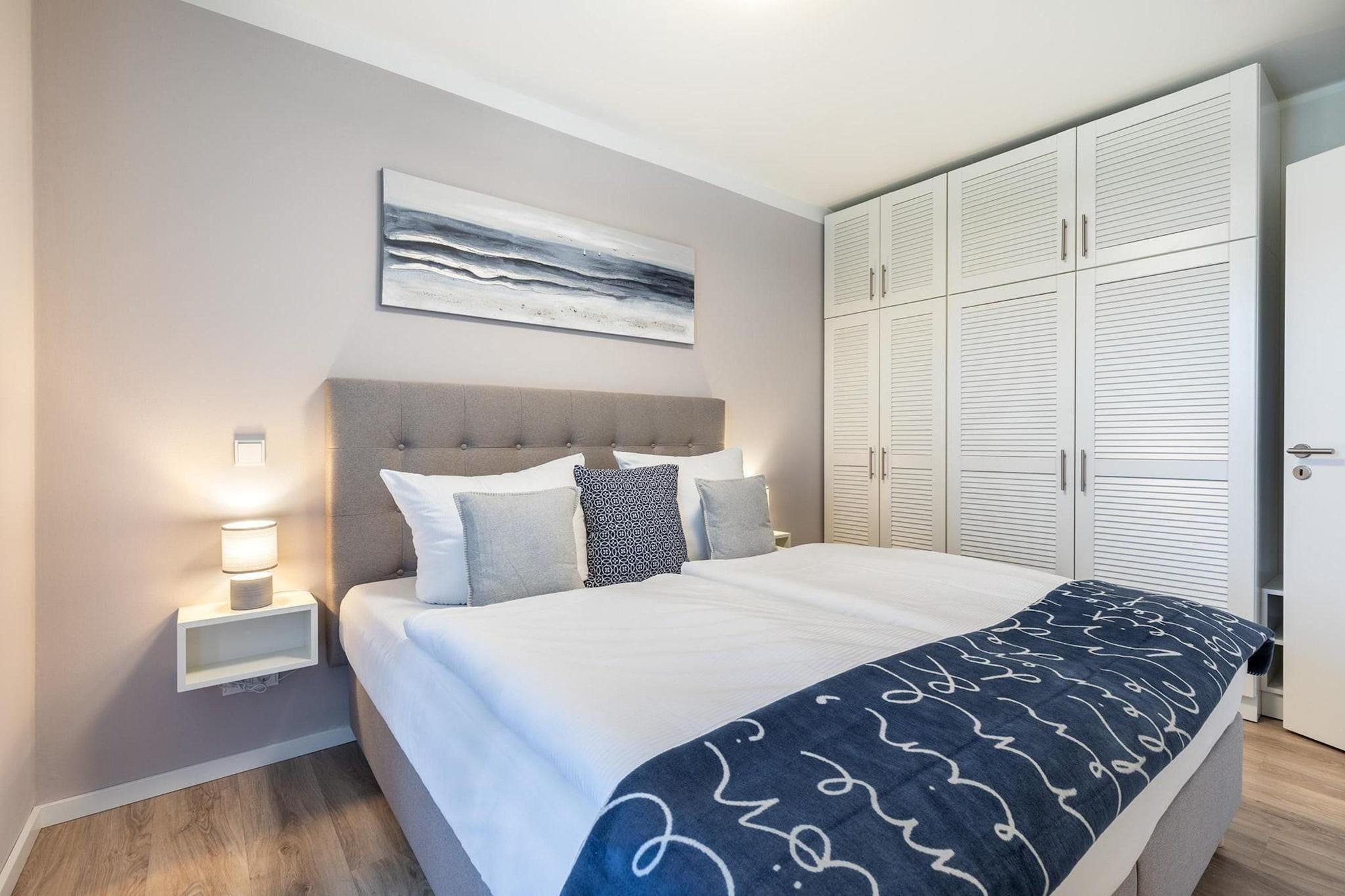 Godewindpark Travemünde Deluxe-Apartment 2.14 mit eigener e-Ladesäule, XL-Strandkorb und Hundefreundlich
