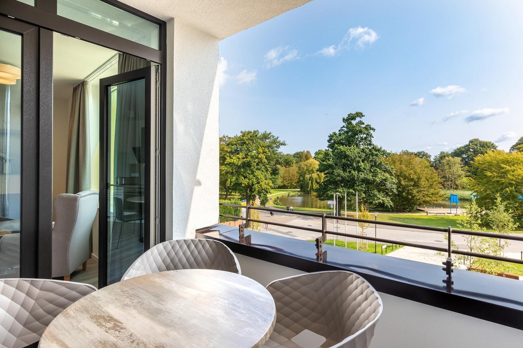 Godewindpark Travemünde Deluxe-Suite 2.04 mit Ost Loggia und Wellness - Terrasbalkon